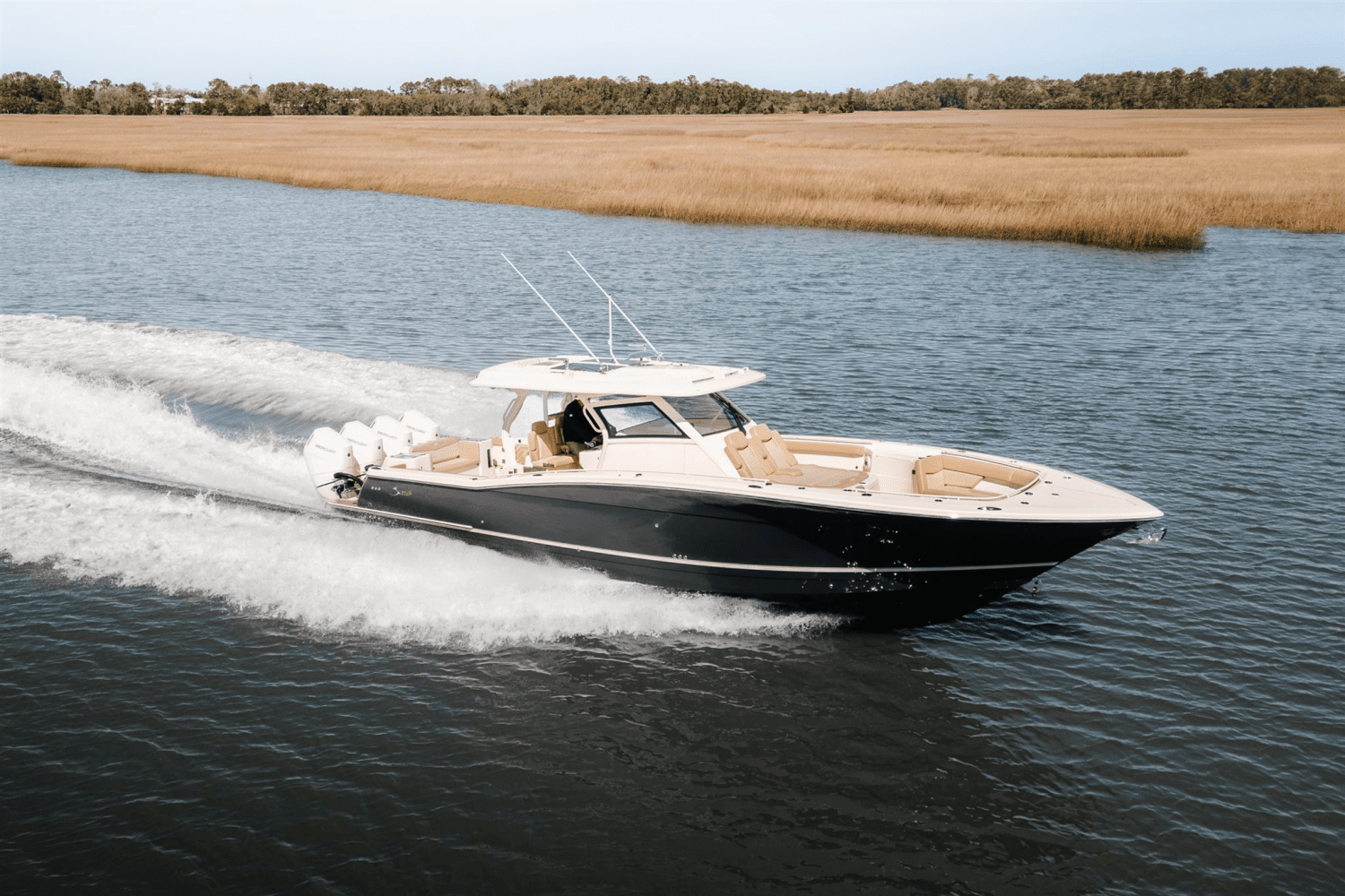 2025 Scout 400 LXF Image Thumbnail #1