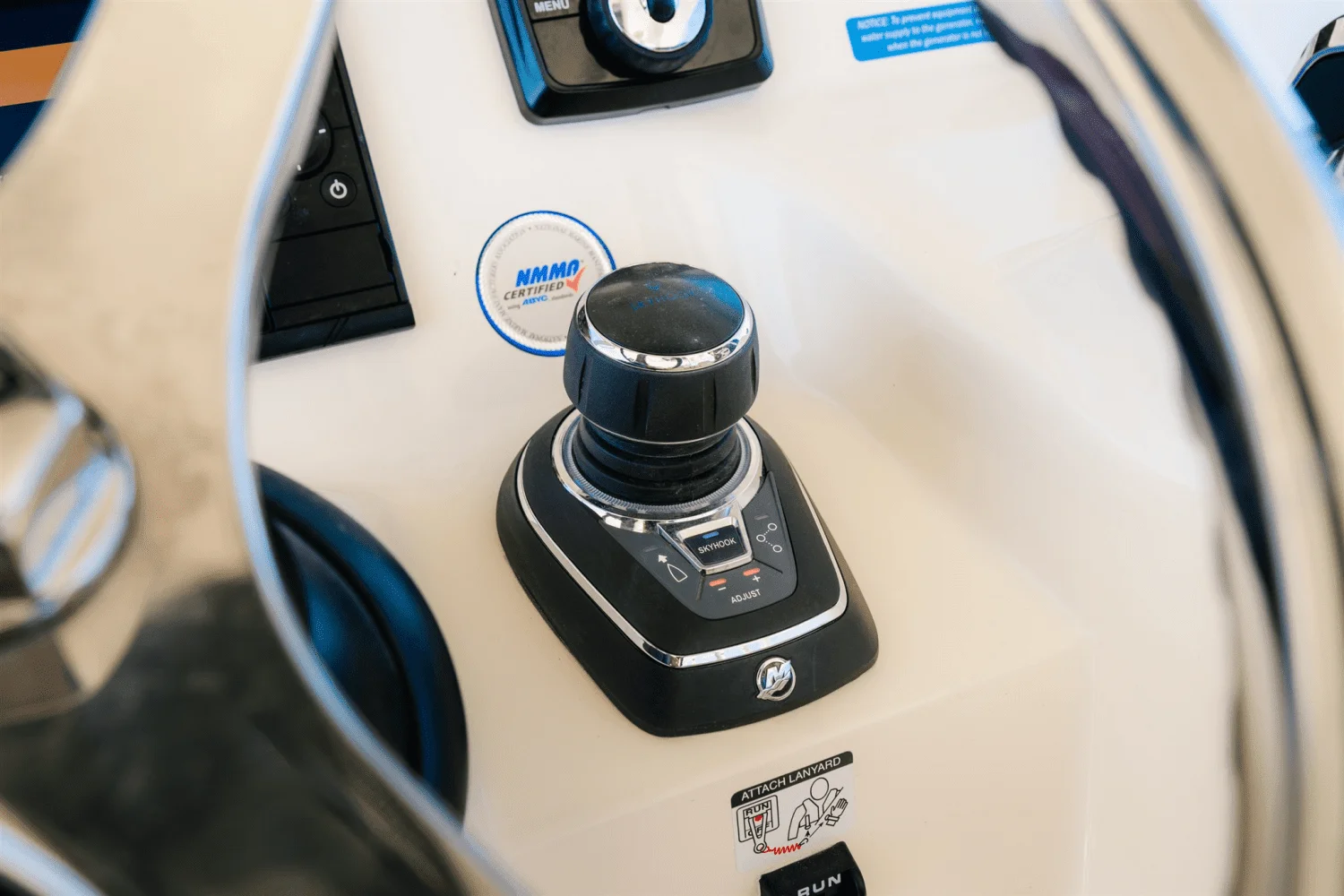 2025 Scout 400 LXF Image Thumbnail #31