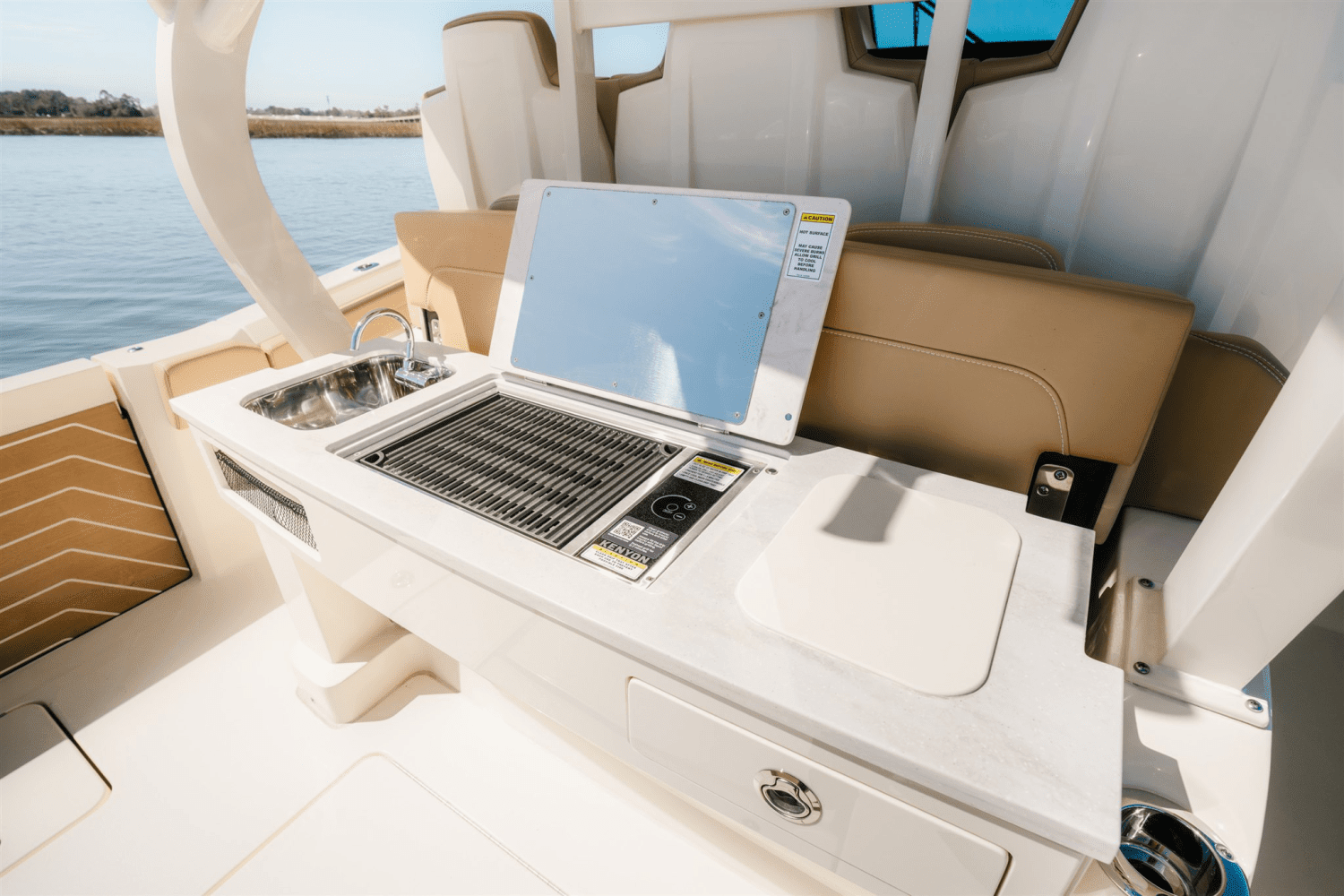 2025 Scout 400 LXF Image Thumbnail #12