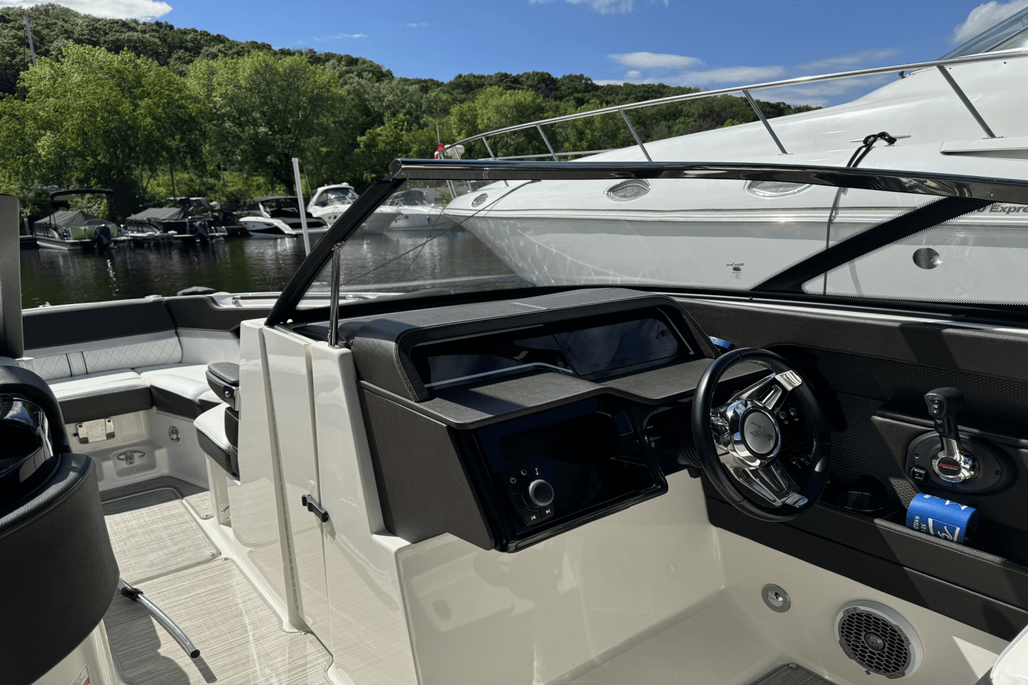 2017 Sea Ray 280 SLX Image Thumbnail #24