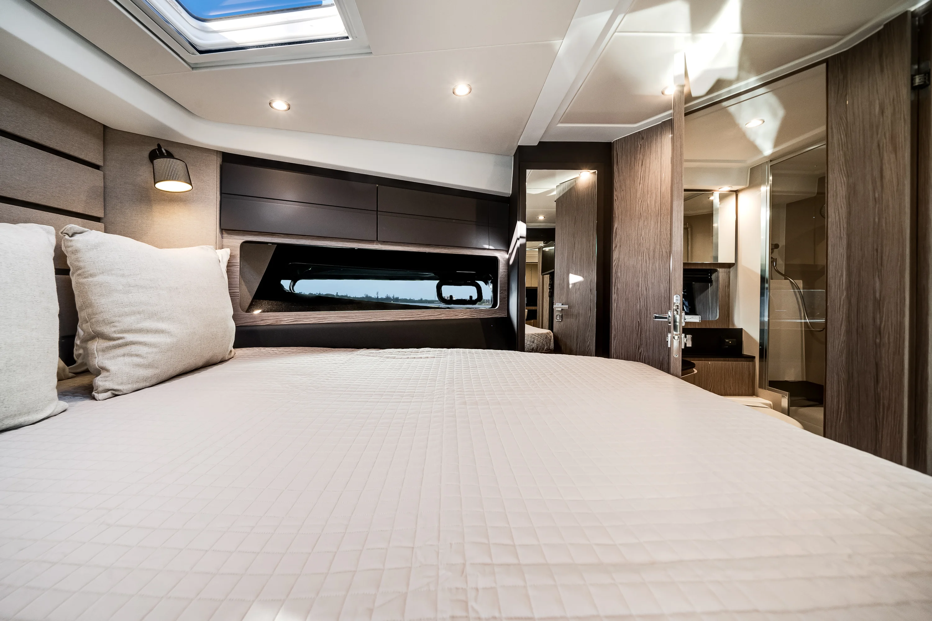 2026 Azimut A45 Image Thumbnail #33