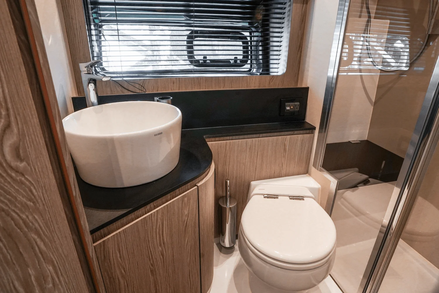 2026 Azimut A45 Image Thumbnail #42