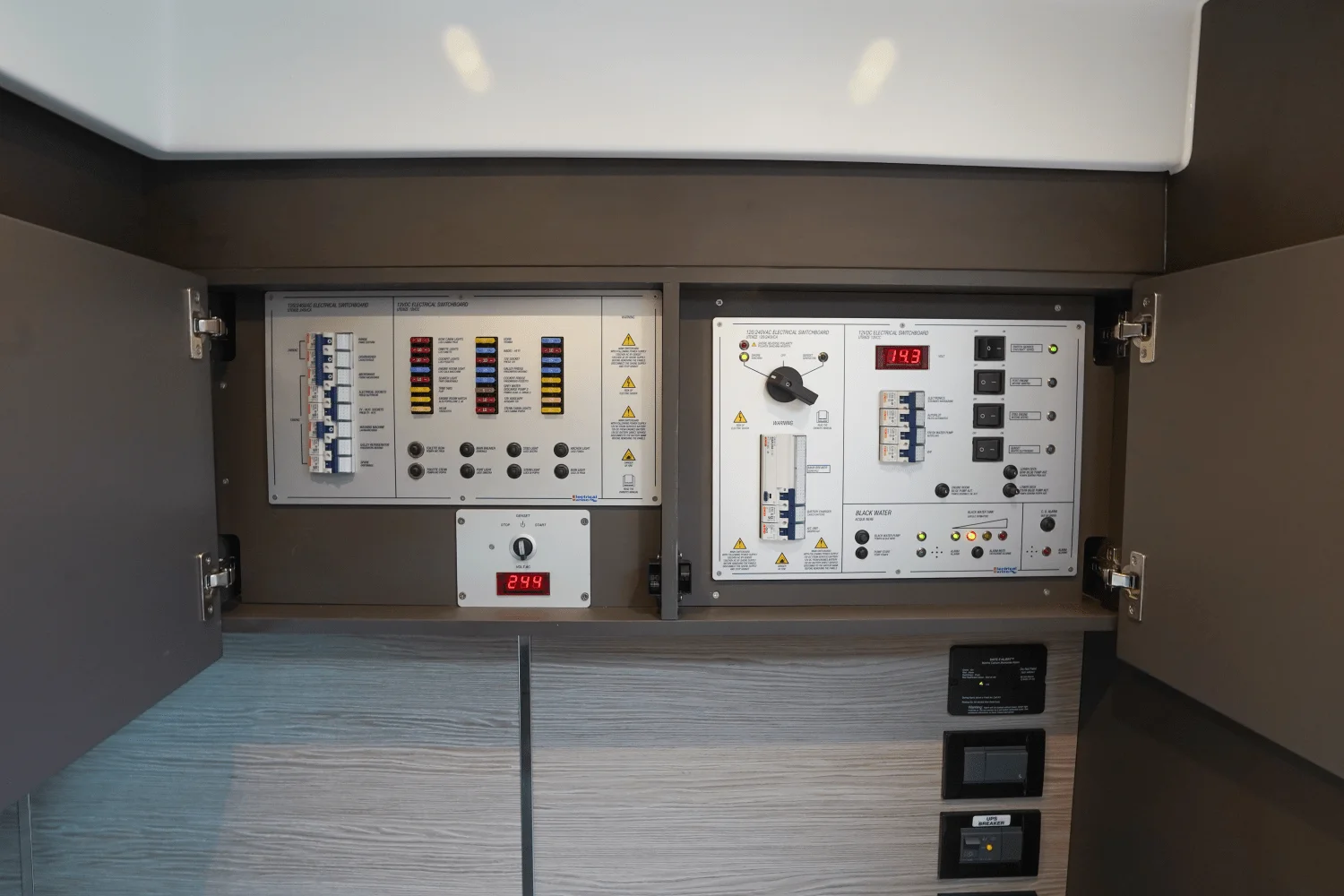 2026 Azimut A45 Image Thumbnail #38