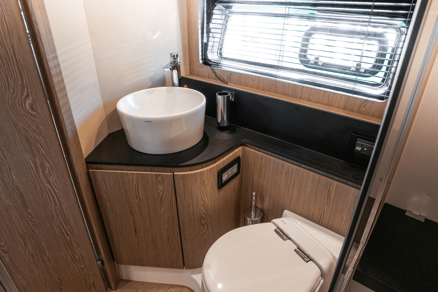 2026 Azimut A45 Image Thumbnail #43