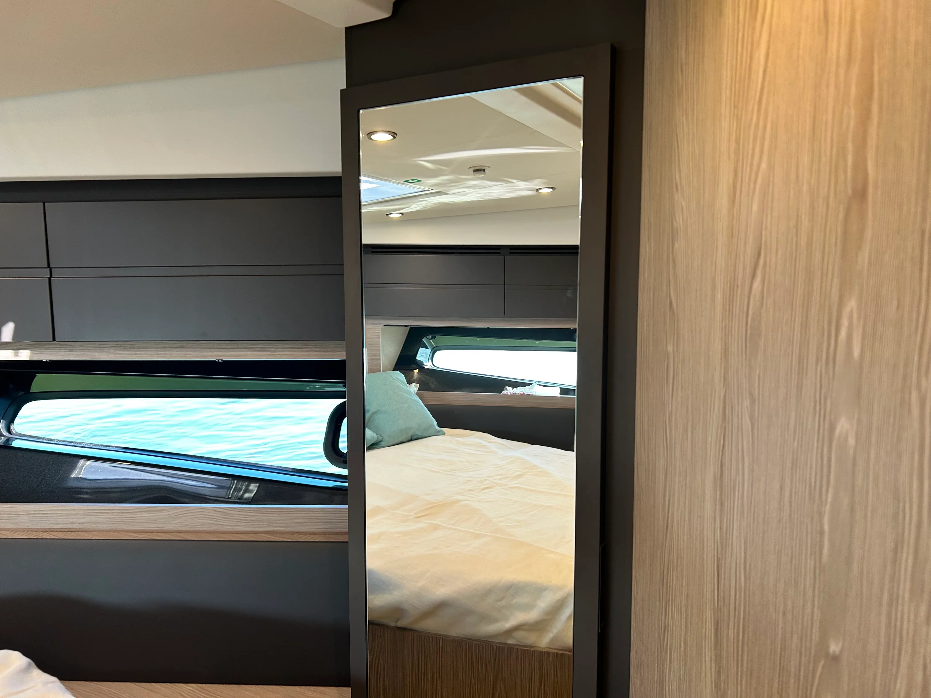 2025 Azimut ATLANTIS 45 Image Thumbnail #36