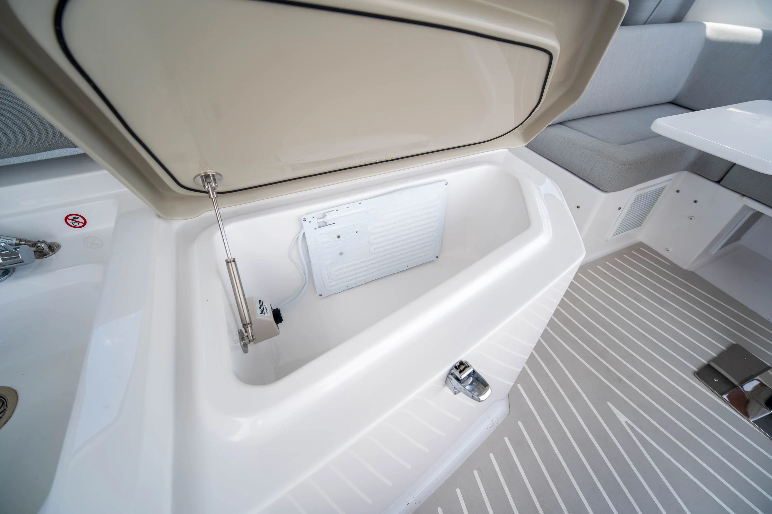 2025 Azimut ATLANTIS 45 Image Thumbnail #27