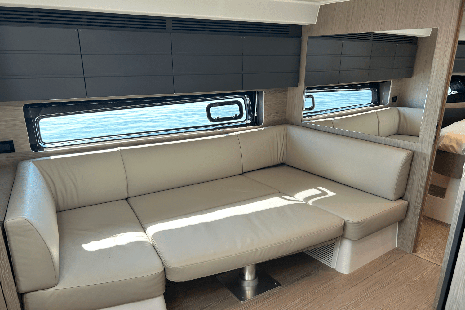 2025 Azimut ATLANTIS 45 Image Thumbnail #32