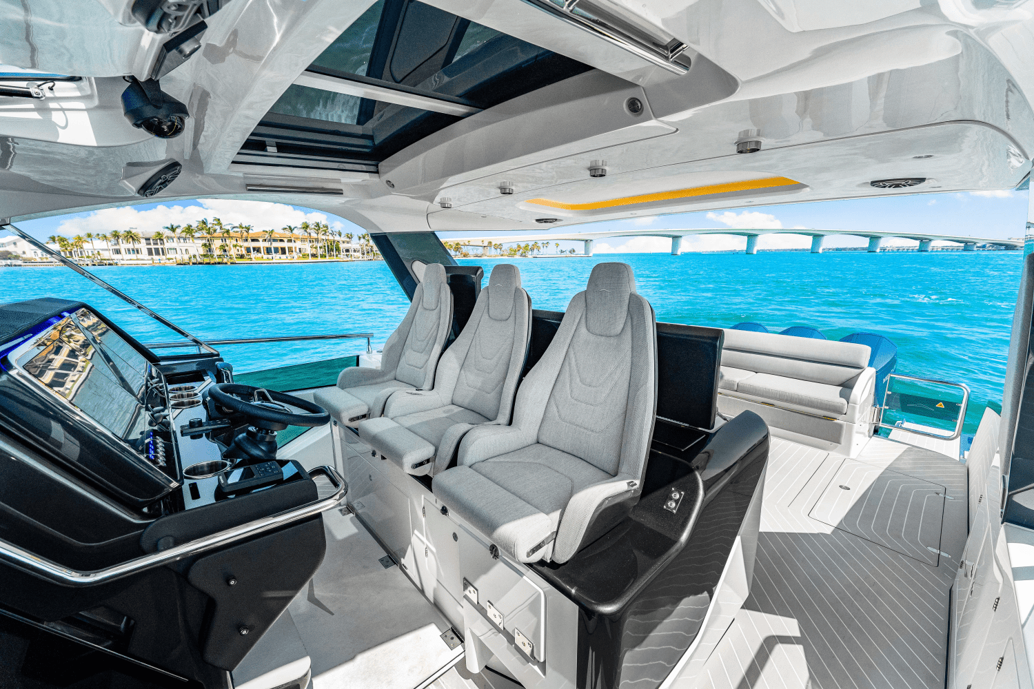 2025 Azimut Verve 48 Image Thumbnail #2