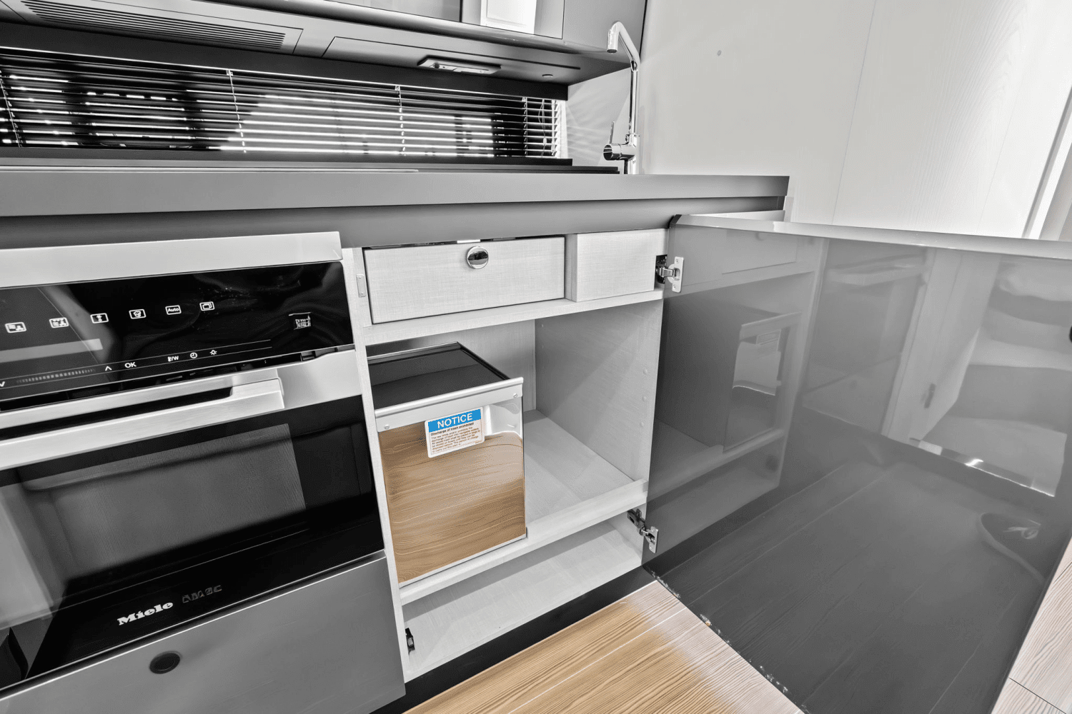 2025 Azimut Verve 48 Image Thumbnail #38