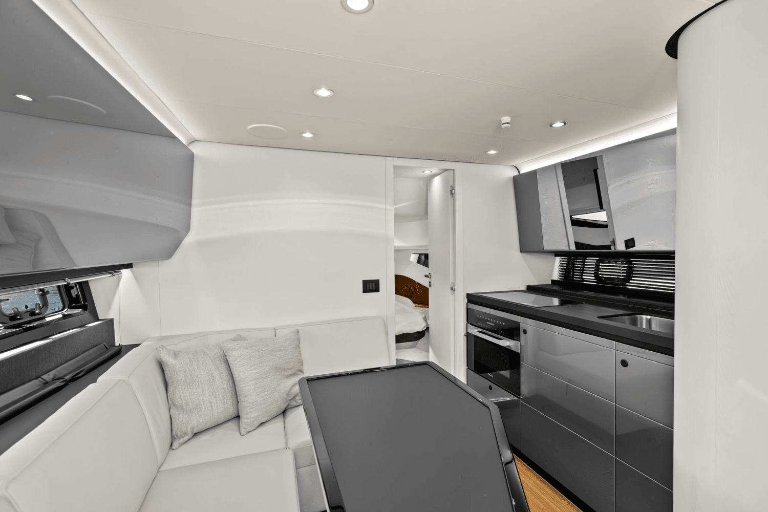 2025 Azimut Verve 48 Image Thumbnail #35