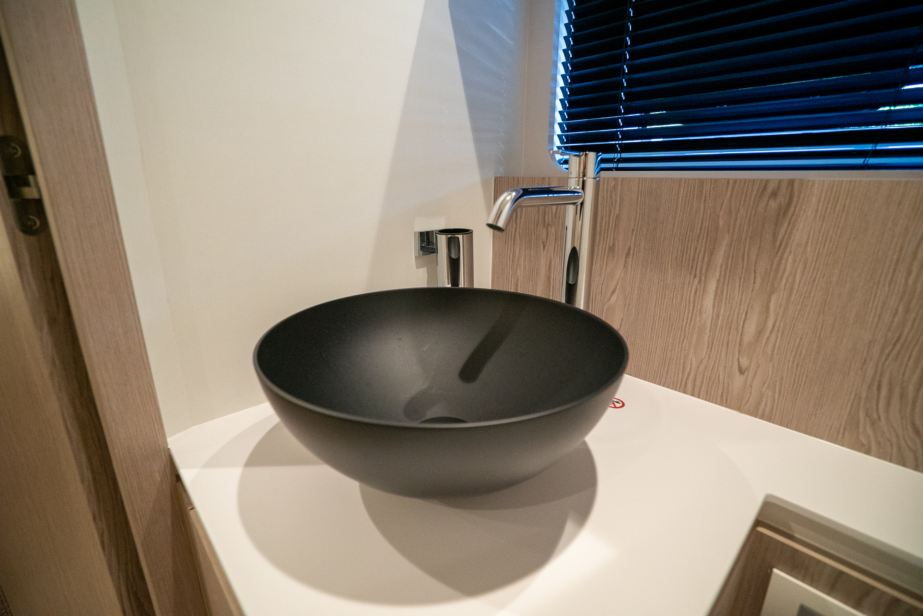 2026 Azimut Fly 53 Image Thumbnail #33