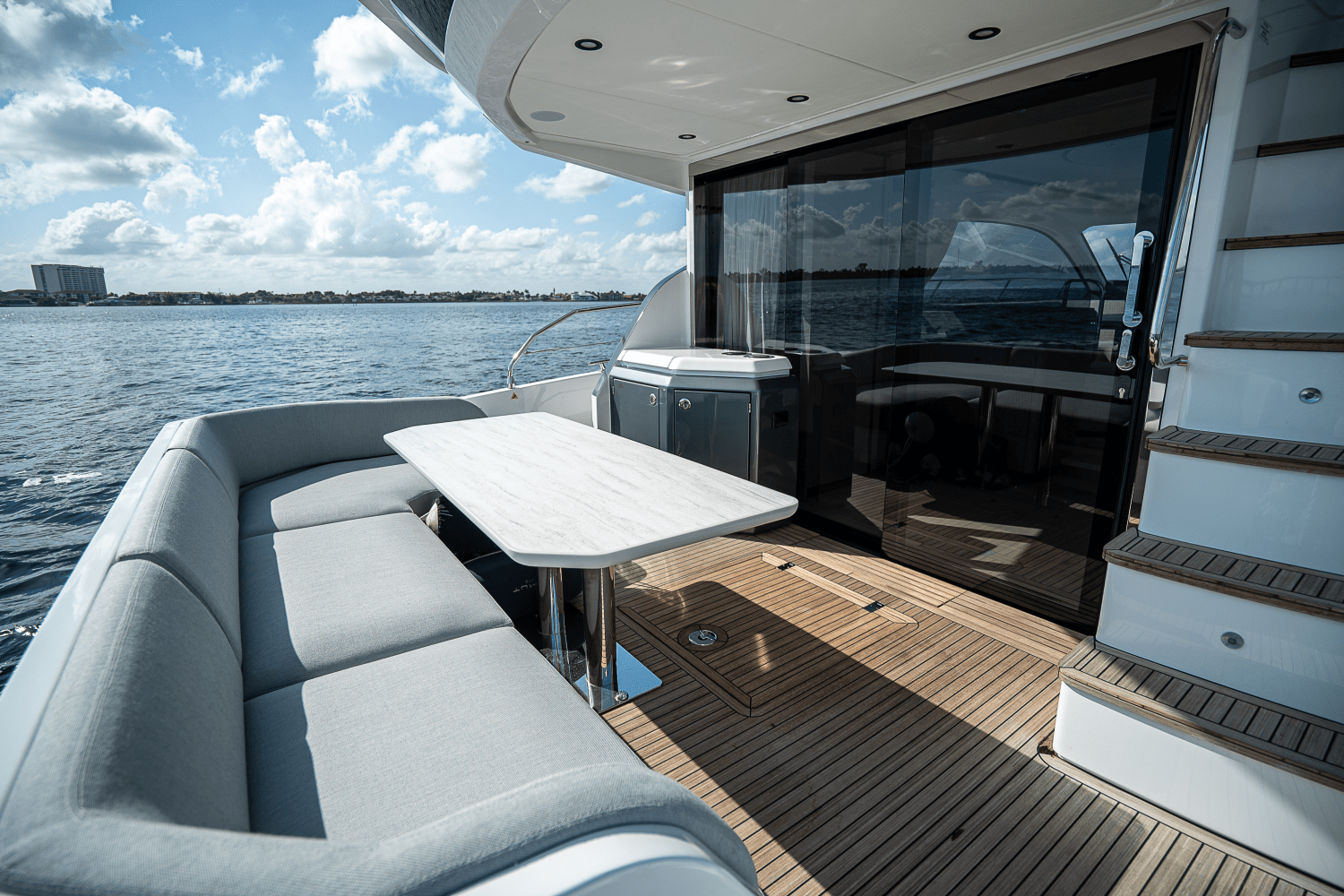 2026 Azimut Fly 53 Image Thumbnail #5