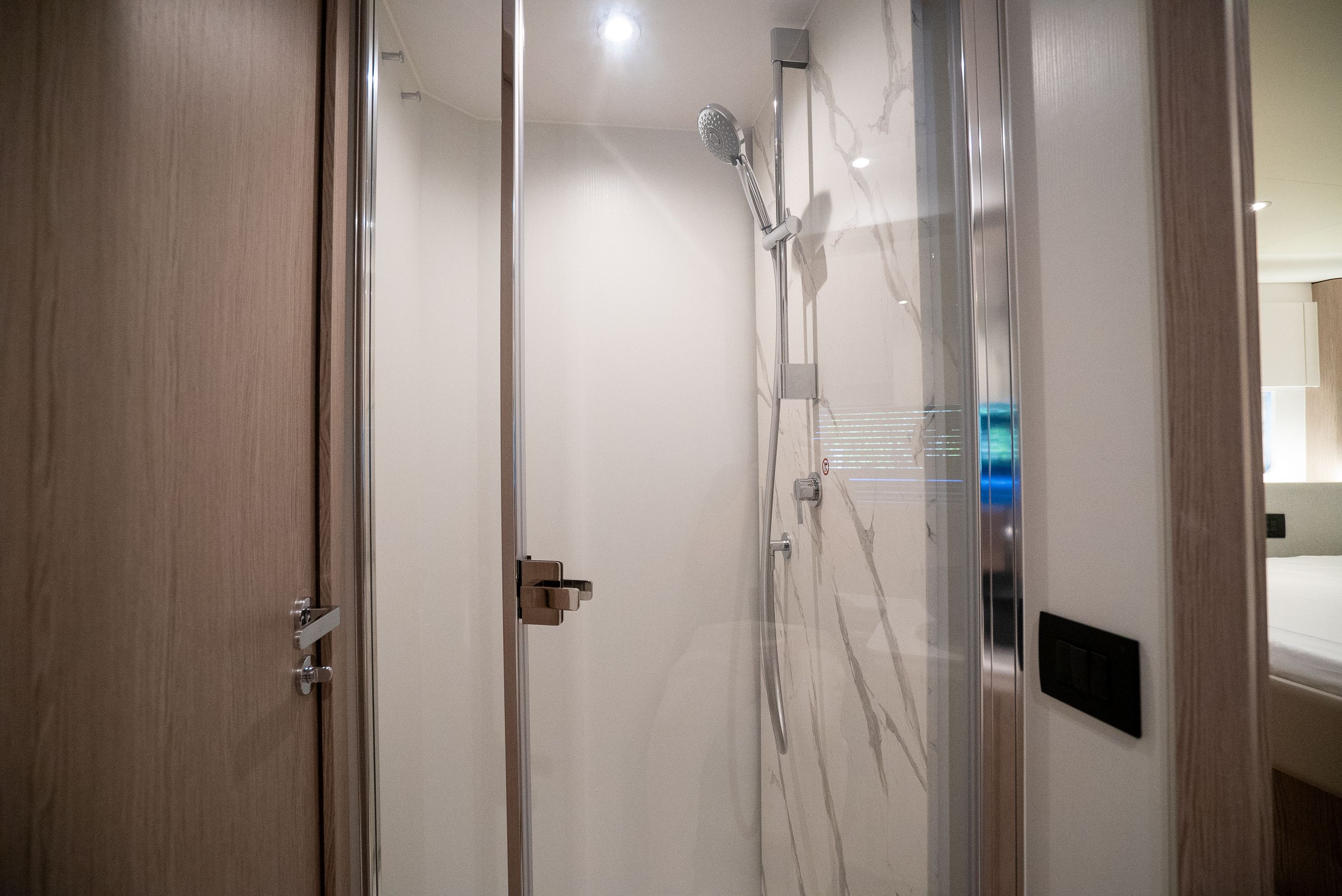 2026 Azimut Fly 53 Image Thumbnail #31