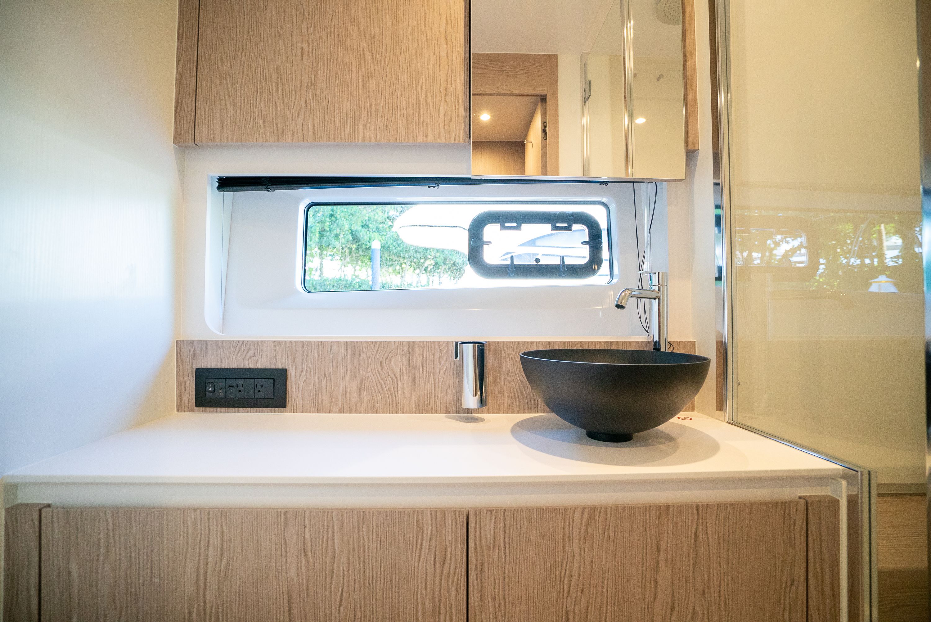 2026 Azimut Fly 53 Image Thumbnail #45