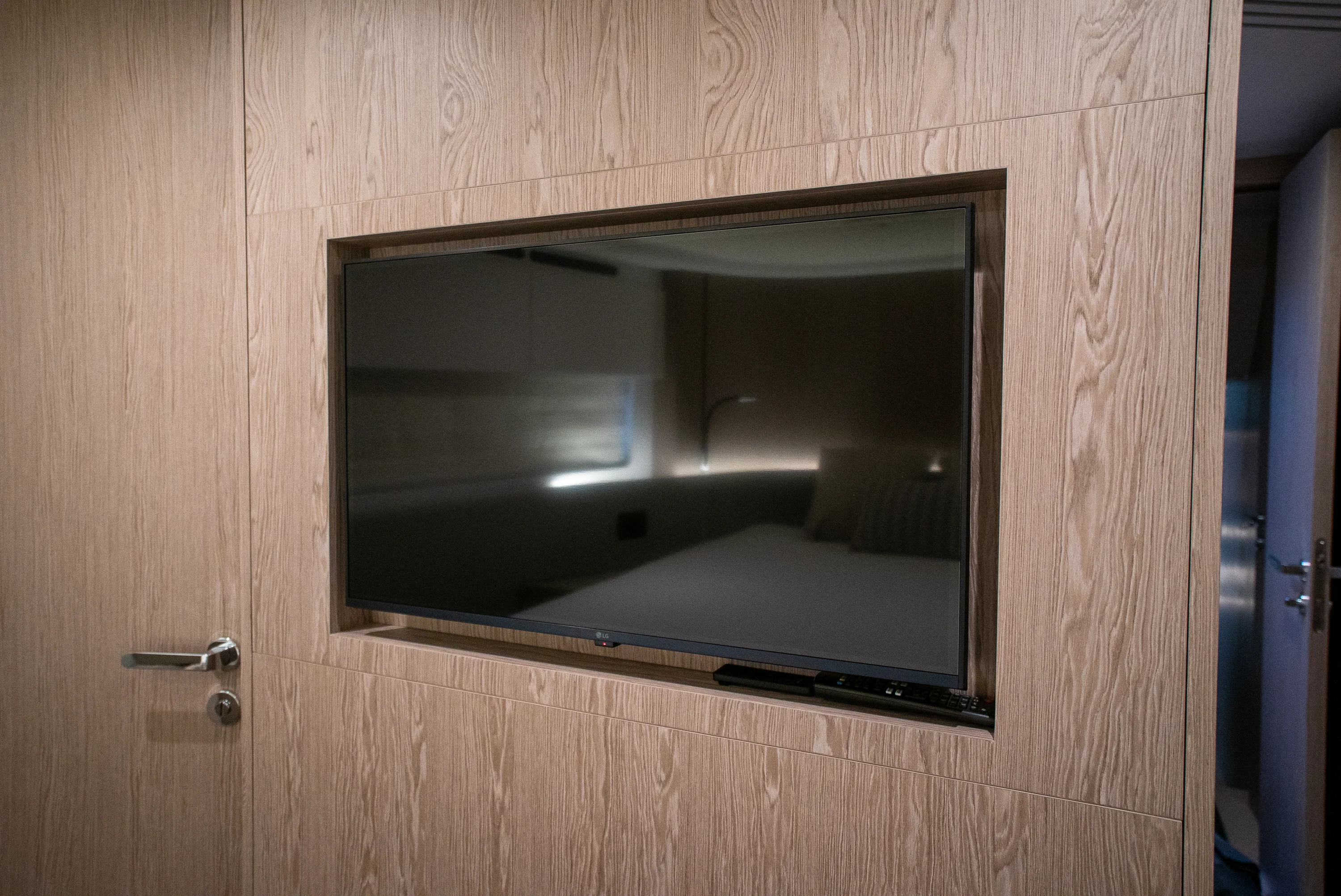 2026 Azimut Fly 53 Image Thumbnail #27