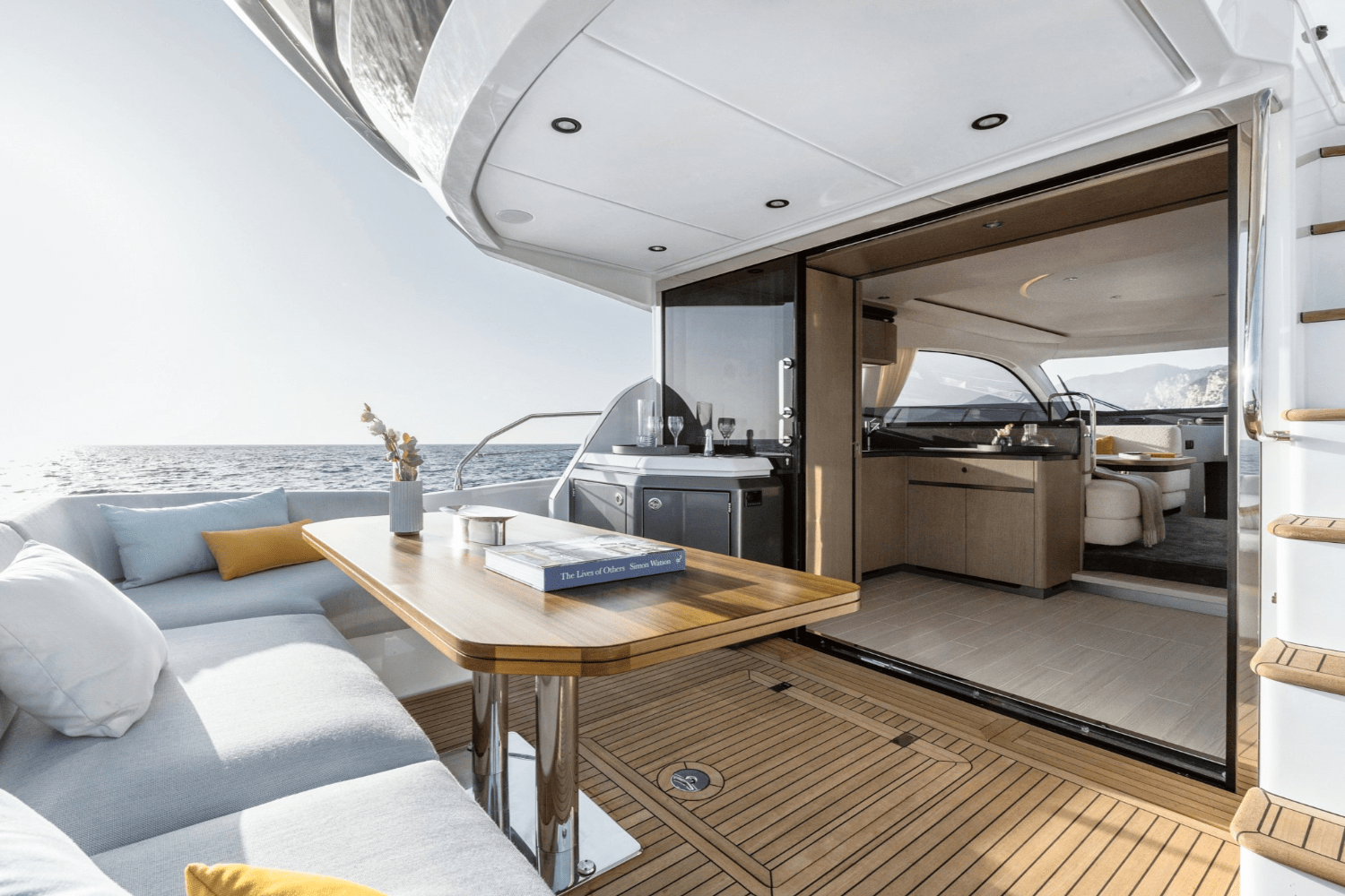 2026 Azimut Fly 53 Image Thumbnail #11