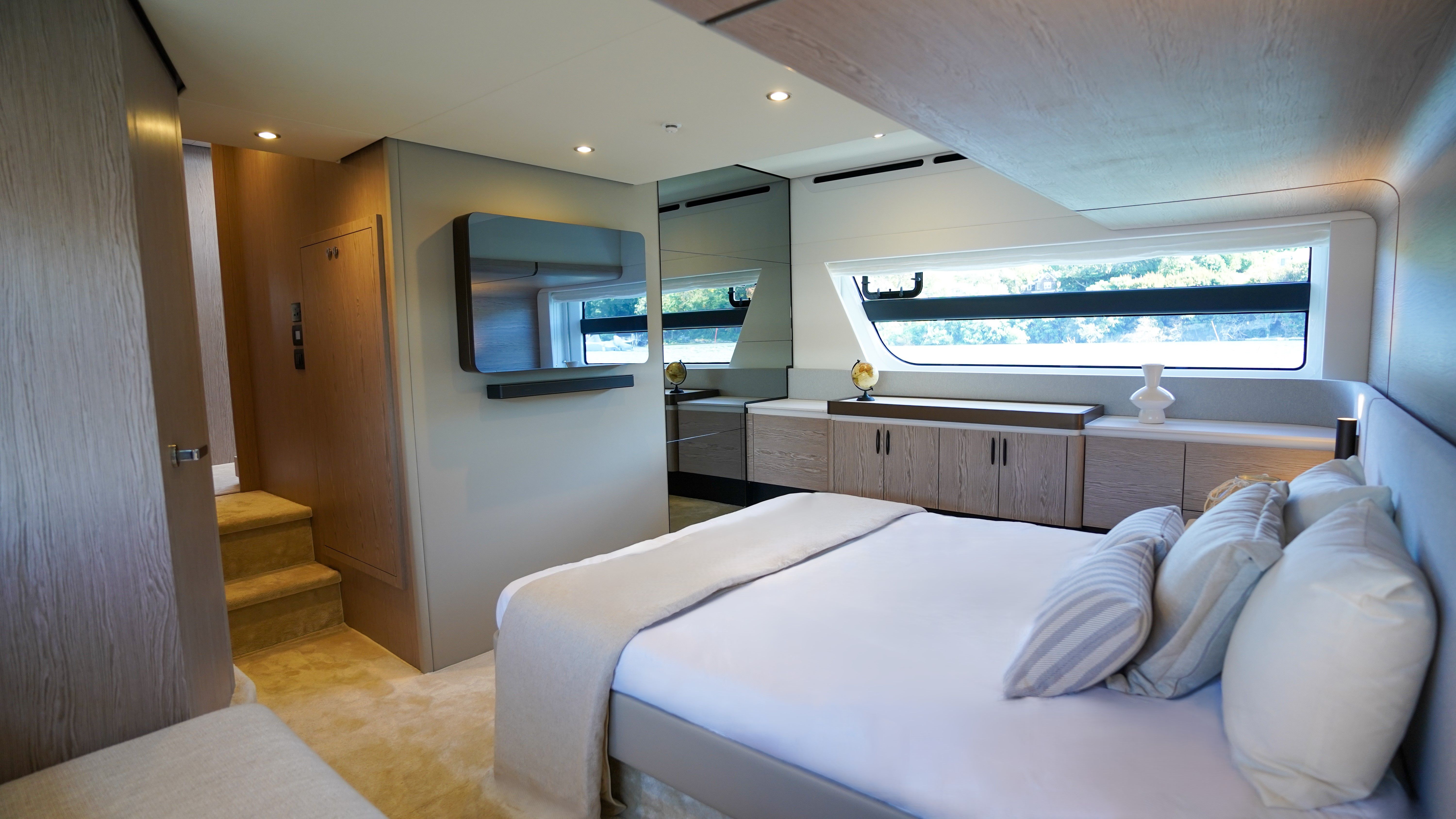 2026 Azimut Fly 53 Image Thumbnail #41