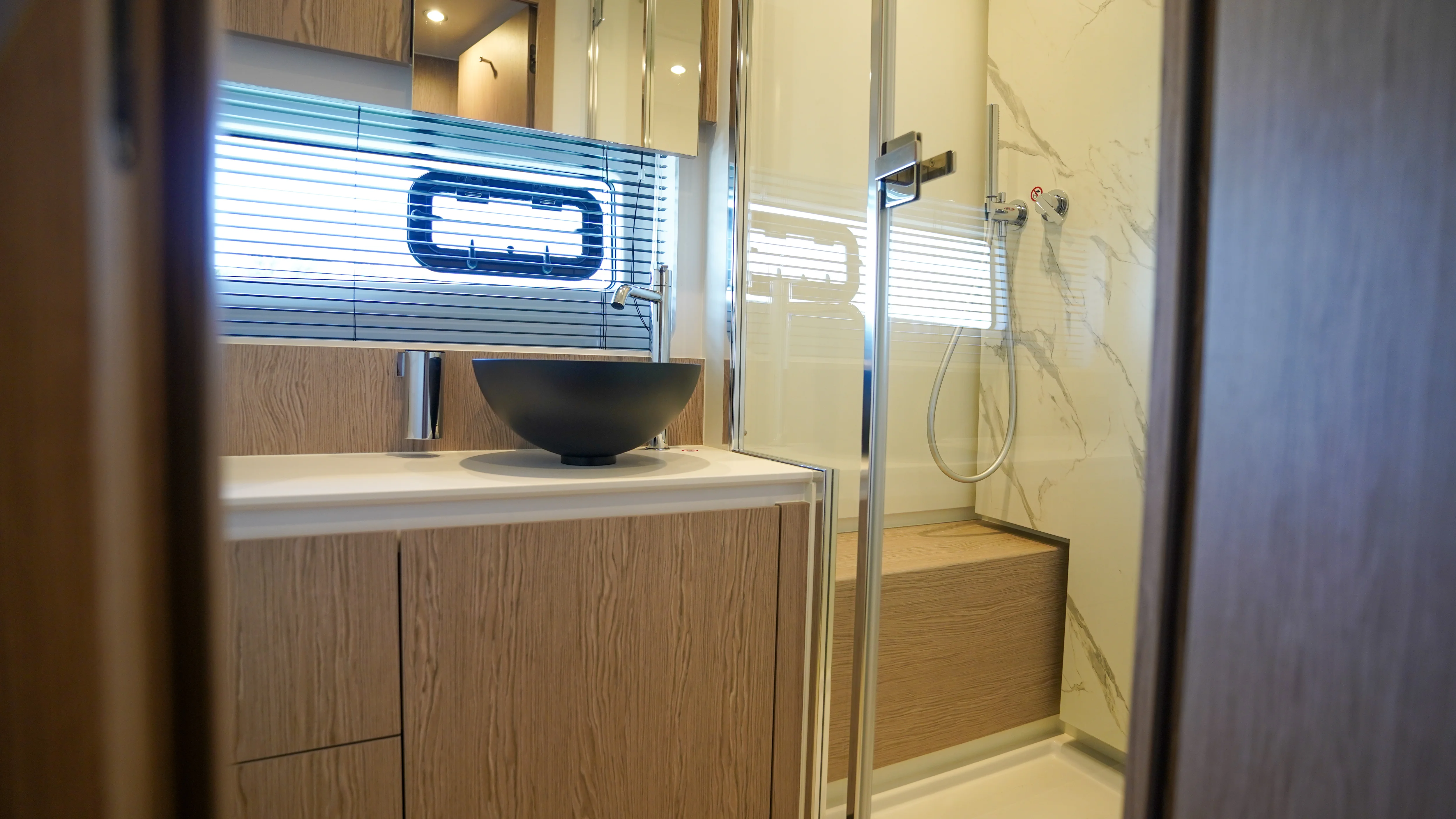 2026 Azimut Fly 53 Image Thumbnail #44