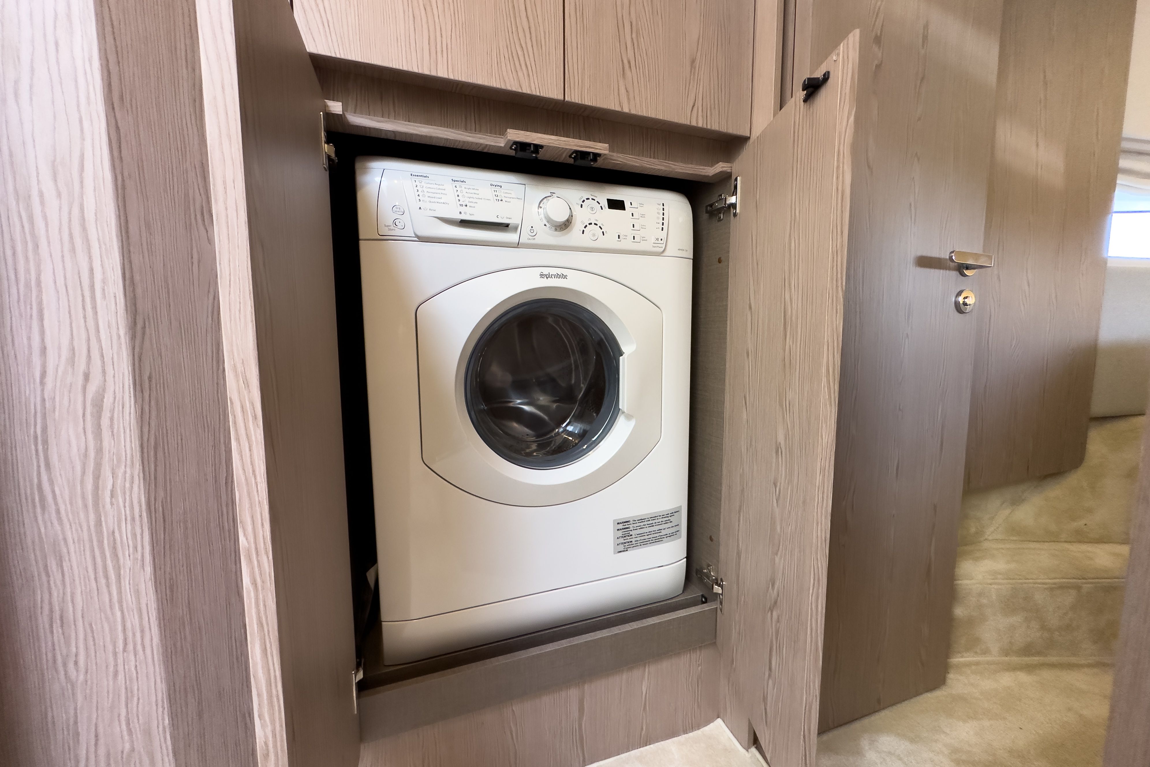 2026 Azimut Fly 53 Image Thumbnail #36