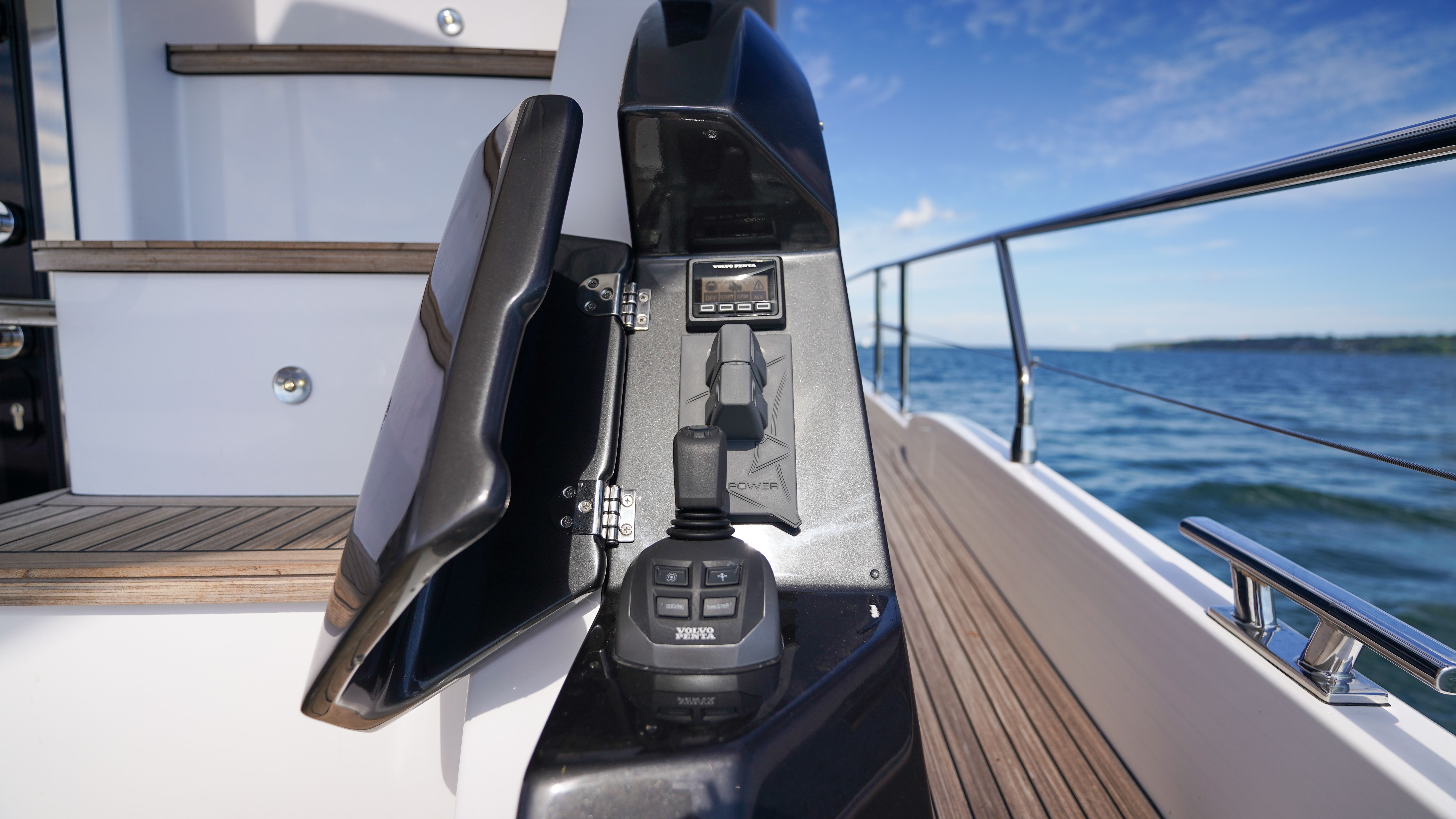 2026 Azimut Fly 53 Image Thumbnail #46