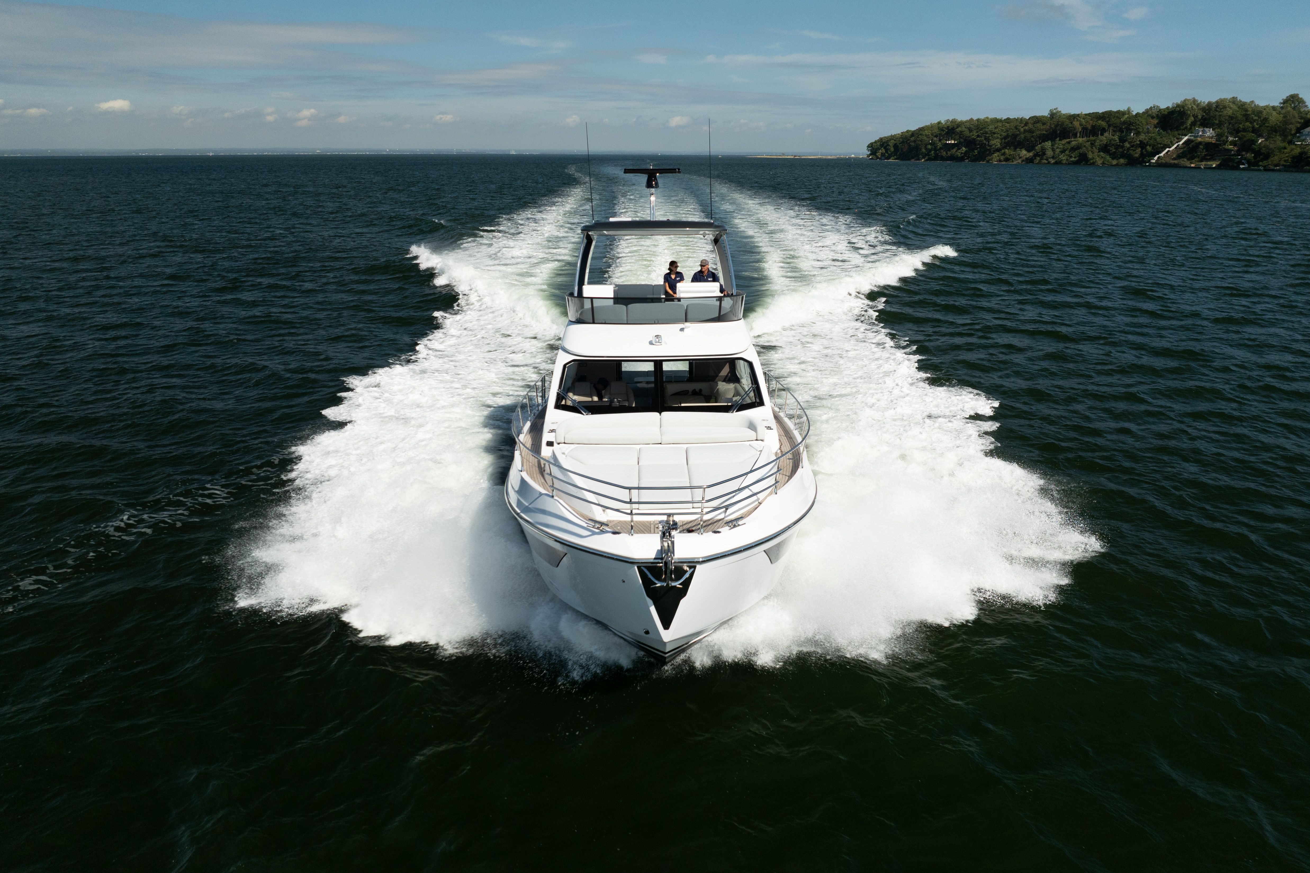 2026 Azimut Fly 53 Image Thumbnail #3