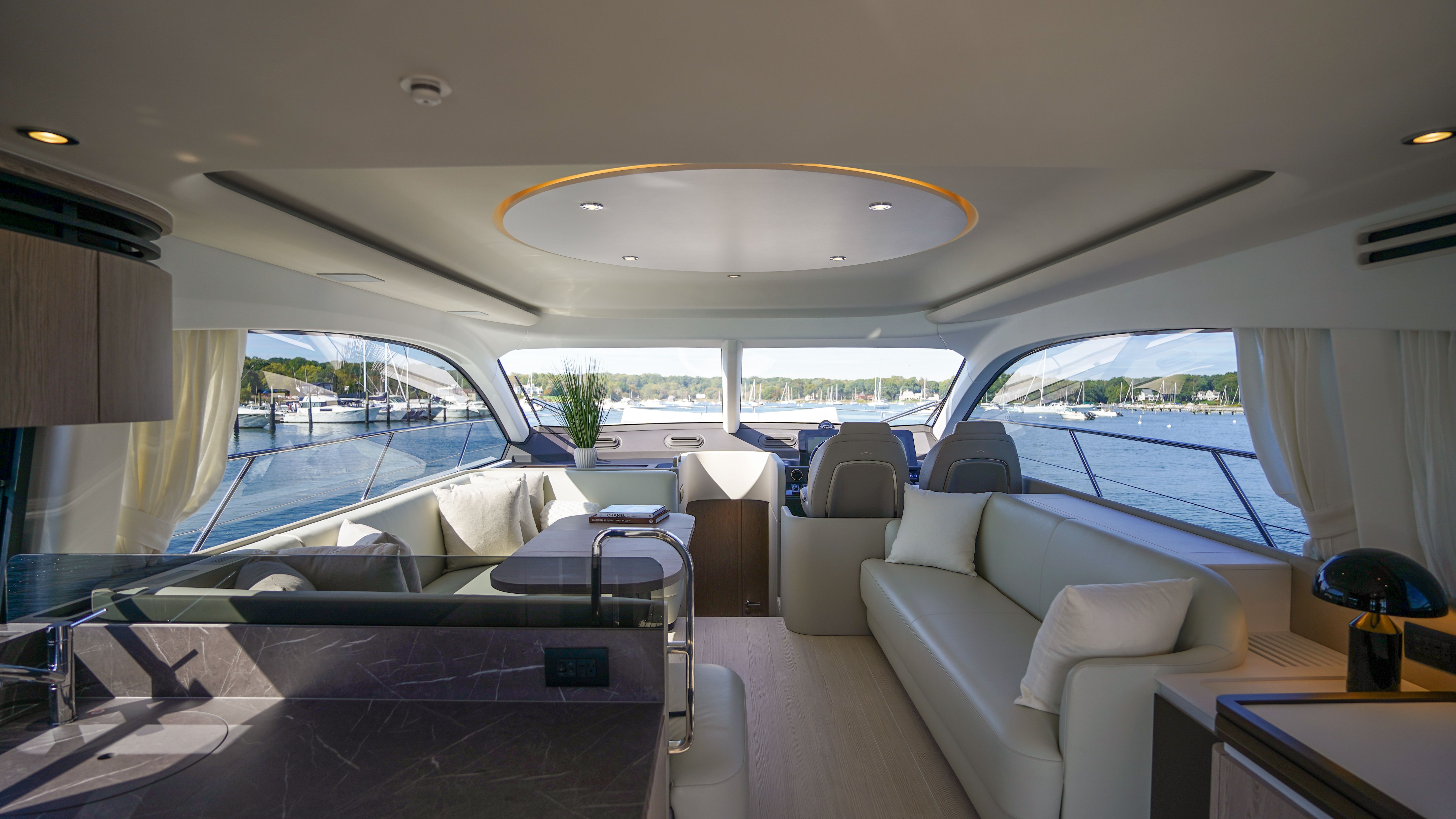 2026 Azimut Fly 53 Image Thumbnail #19