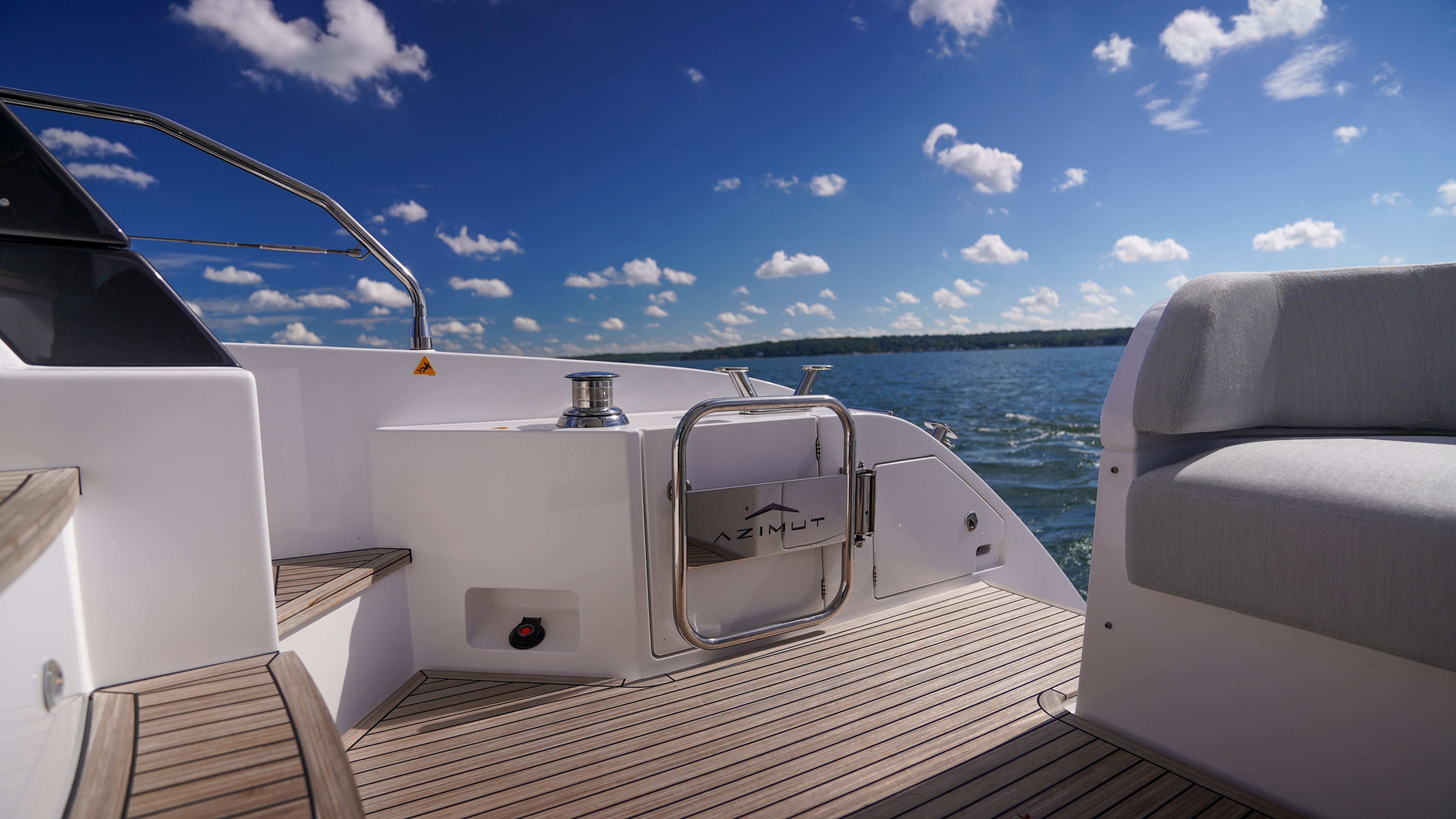 2026 Azimut Fly 53 Image Thumbnail #10