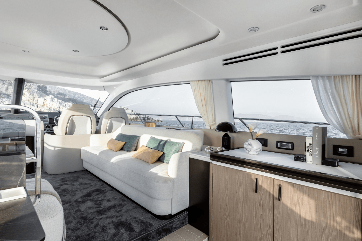 2026 Azimut Fly 53 Image Thumbnail #4