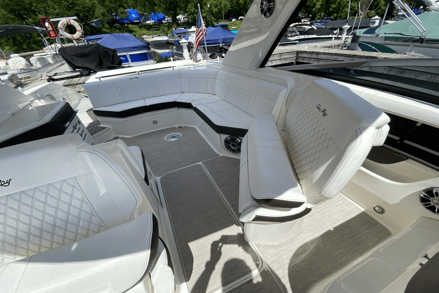 2021 Sea Ray 310 SLX Image Thumbnail #31