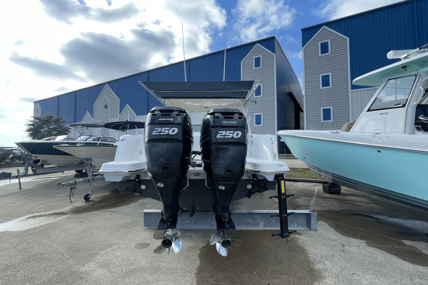 2018 Boston Whaler 270 VANTAGE Image Thumbnail #6