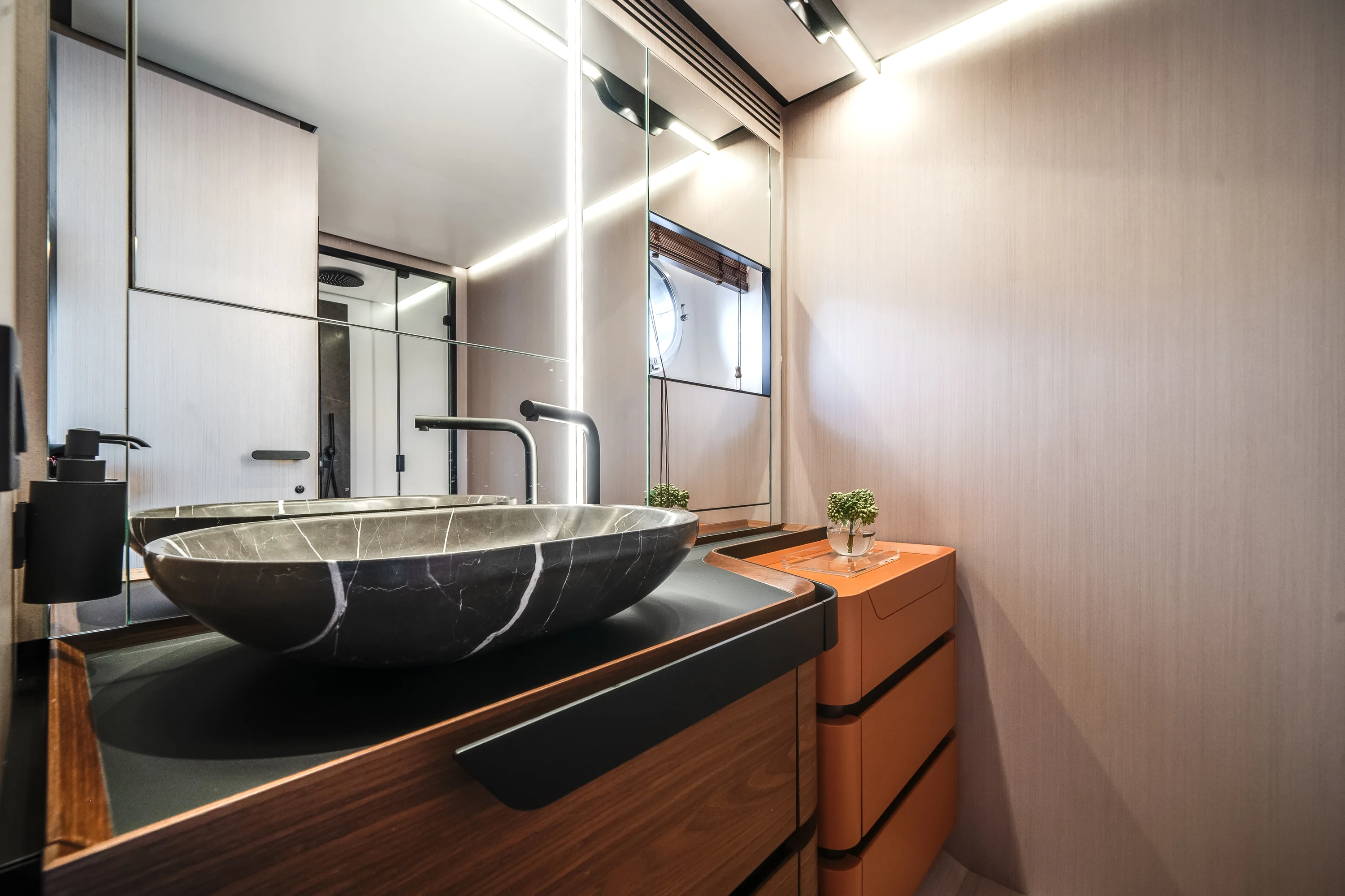 2026 Azimut S8 Image Thumbnail #48