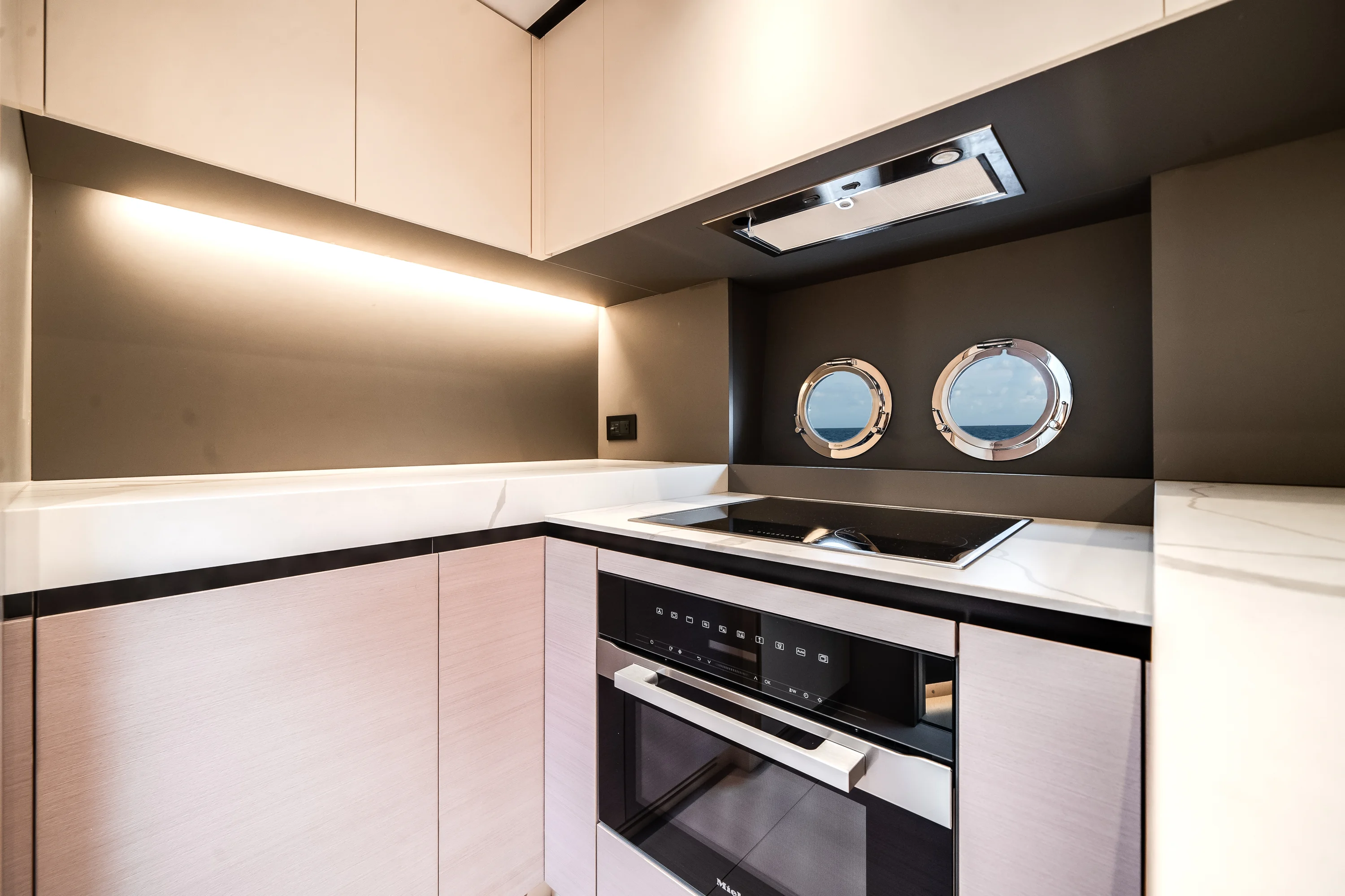 2026 Azimut S8 Image Thumbnail #67