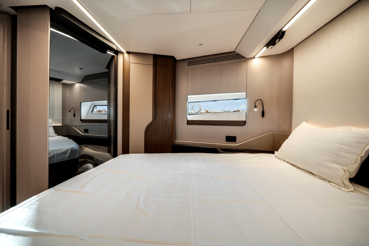 2026 Azimut S8 Image Thumbnail #7