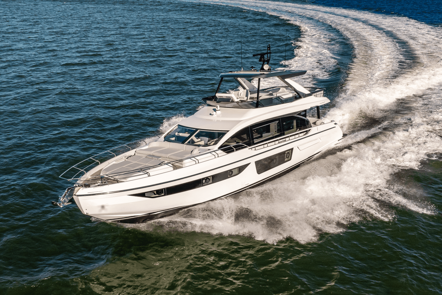 2025 Azimut Fly 68 Image Thumbnail #1