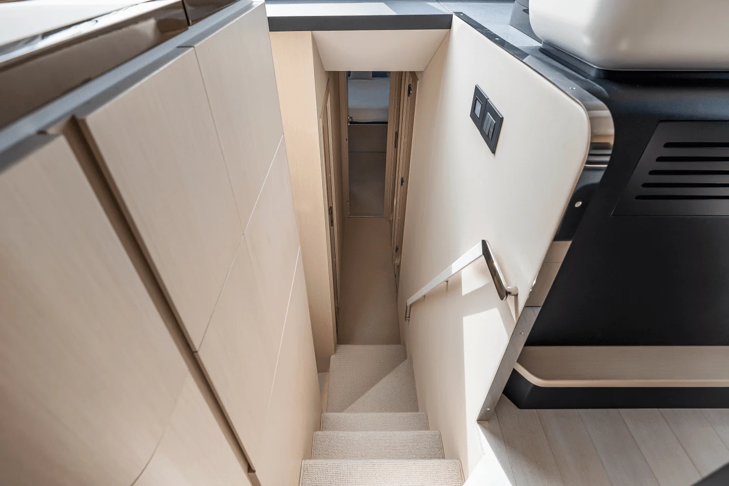 2025 Azimut Fly 68 Image Thumbnail #91