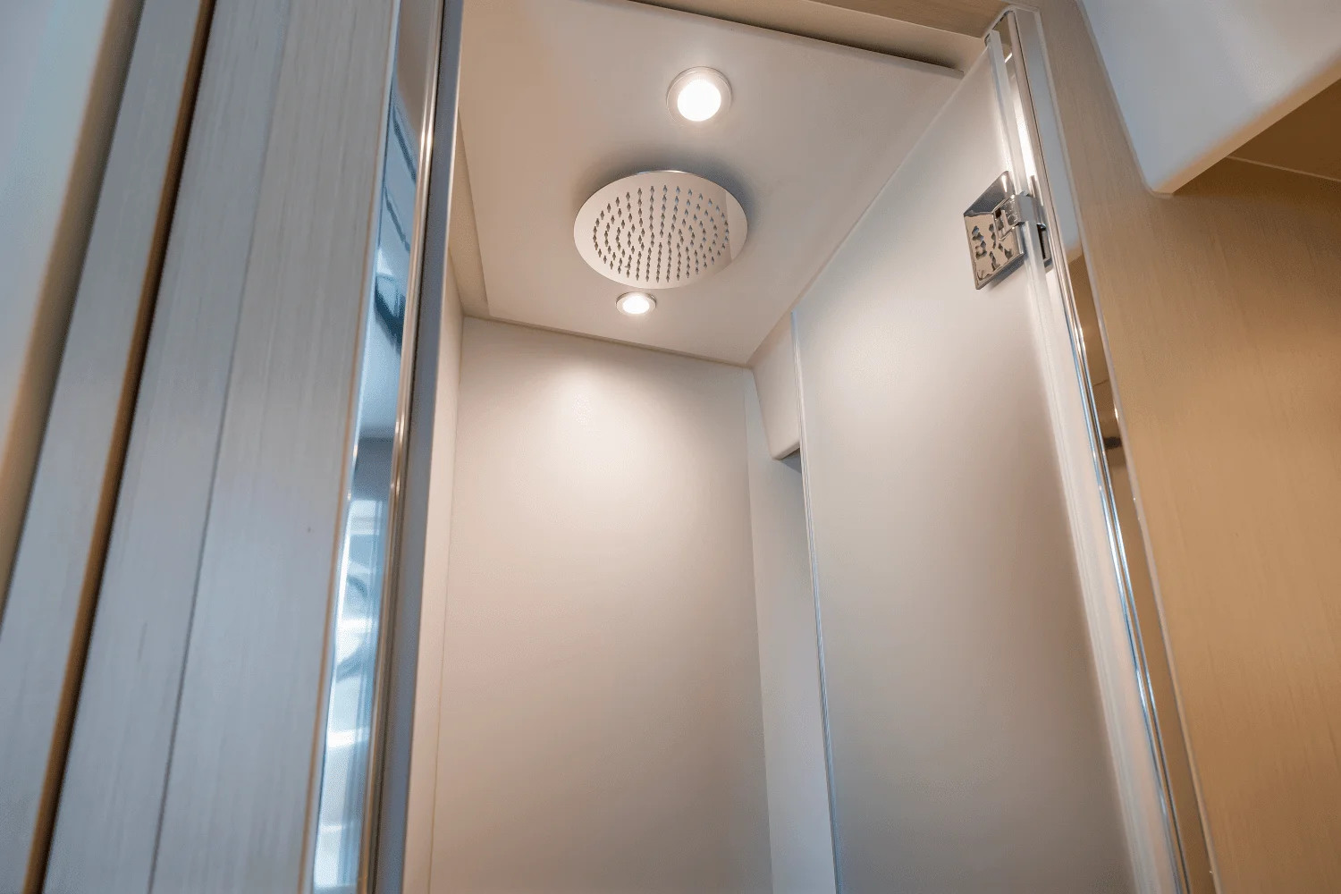 2025 Azimut Fly 68 Image Thumbnail #96