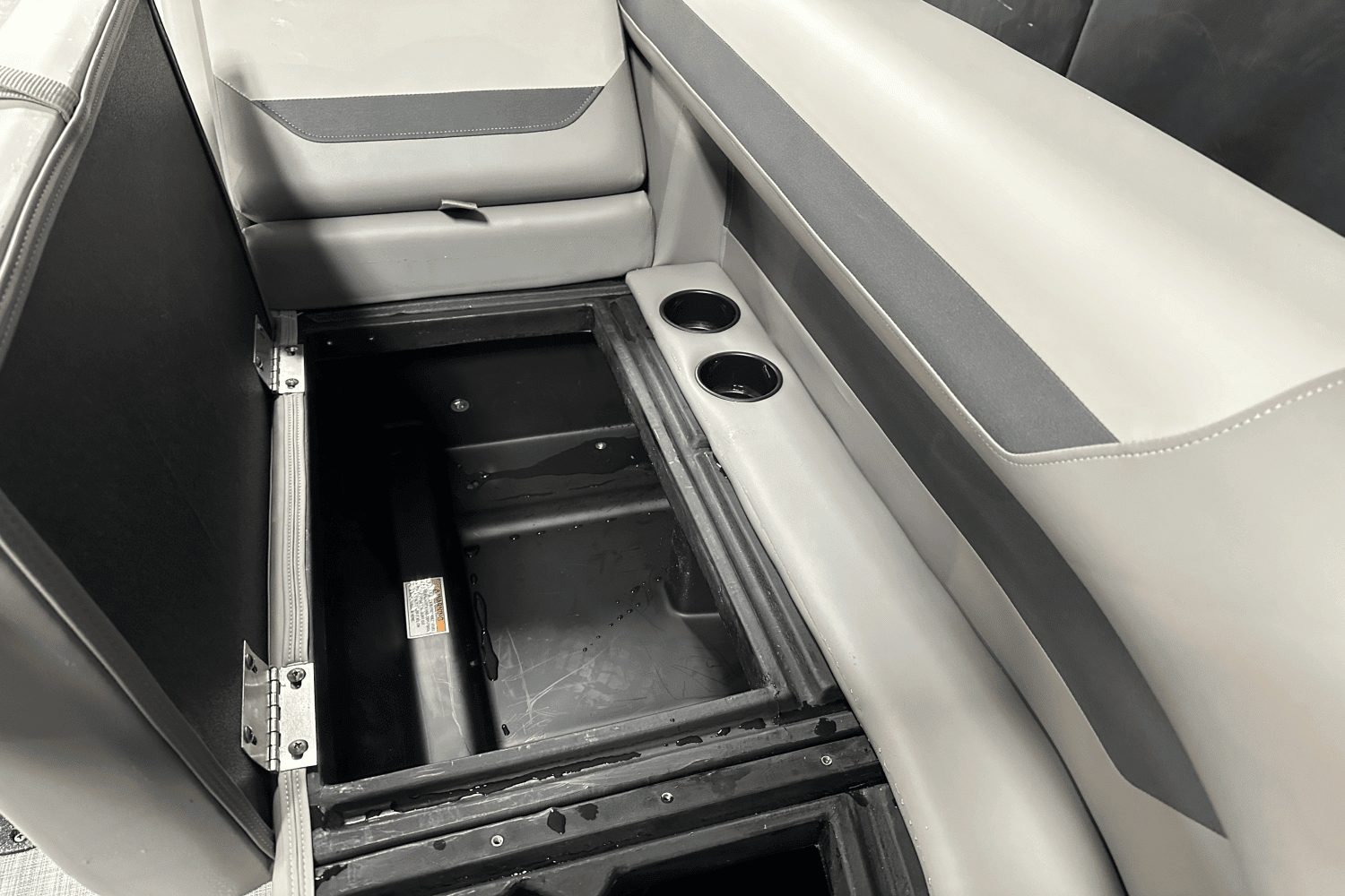 2025 Premier 220 Sunscape Image Thumbnail #32