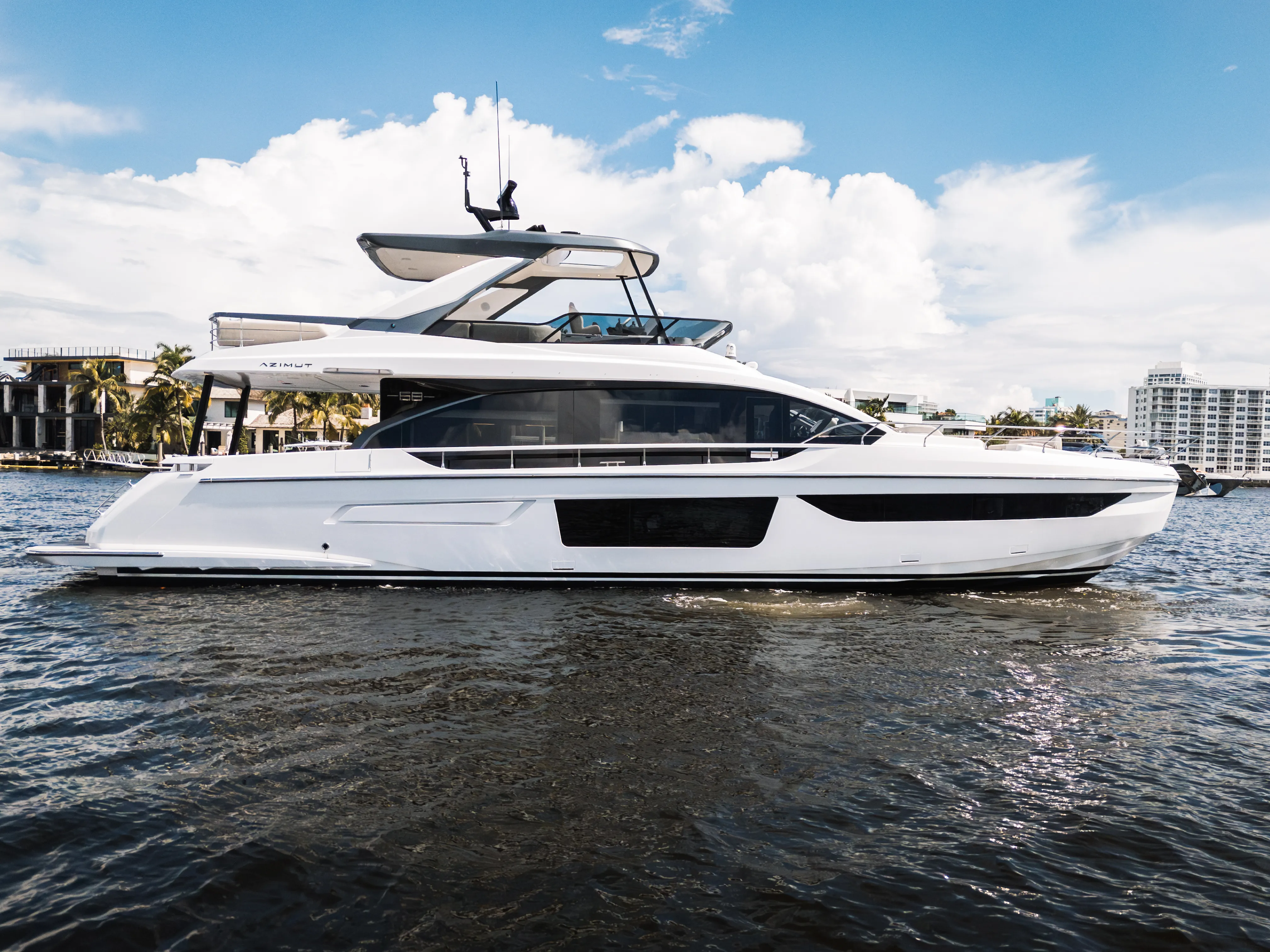 2026 Azimut Fly 68 Image Thumbnail #3