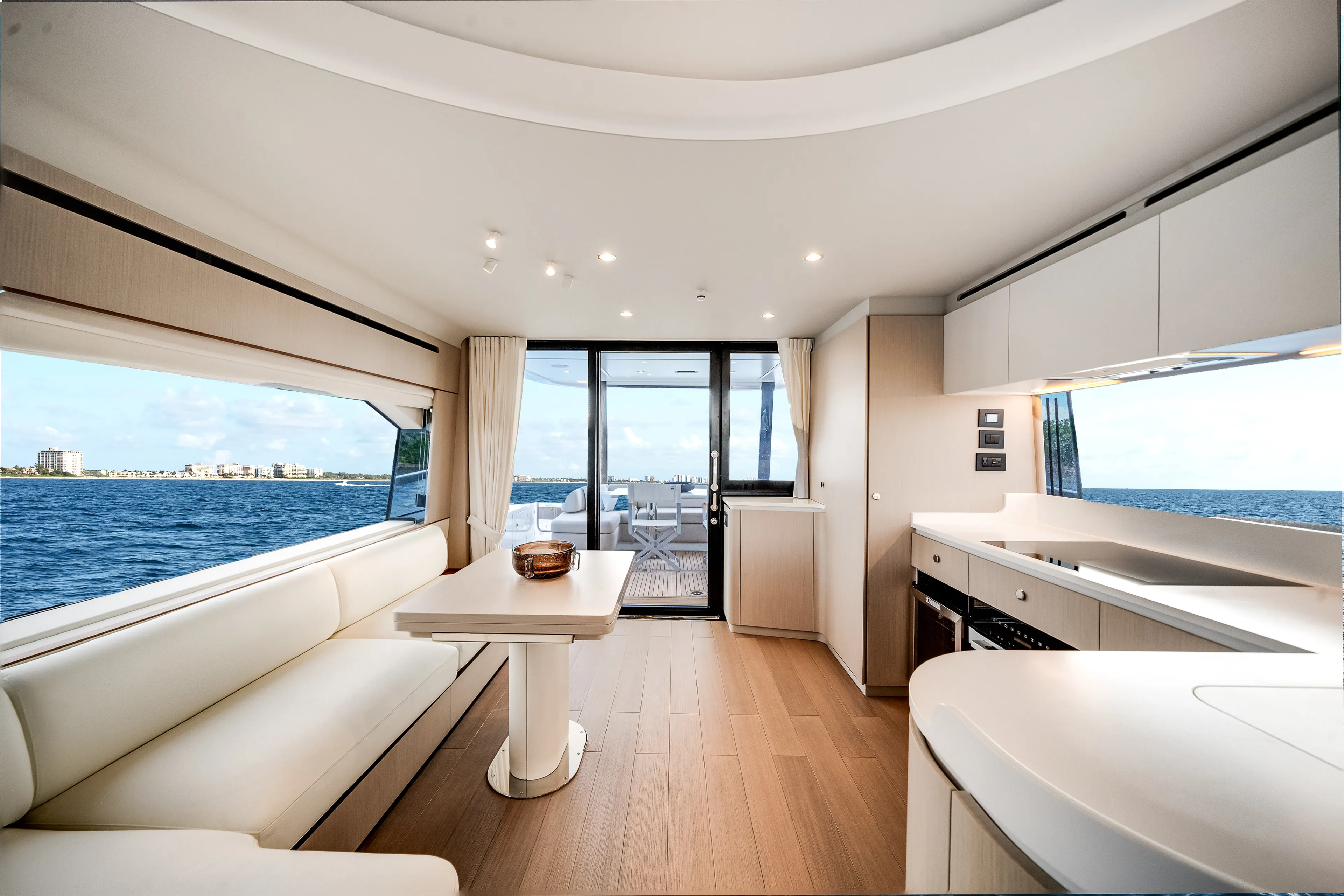 2026 Azimut Fly 68 Image Thumbnail #31
