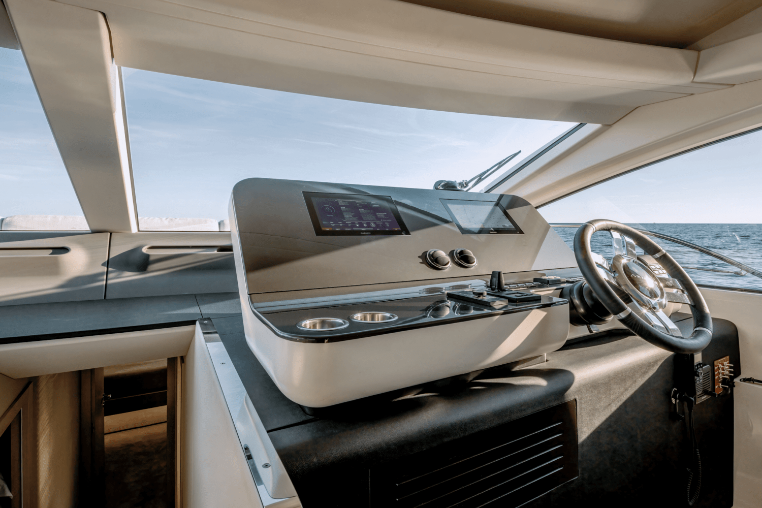 2026 Azimut Fly 63 Image Thumbnail #30