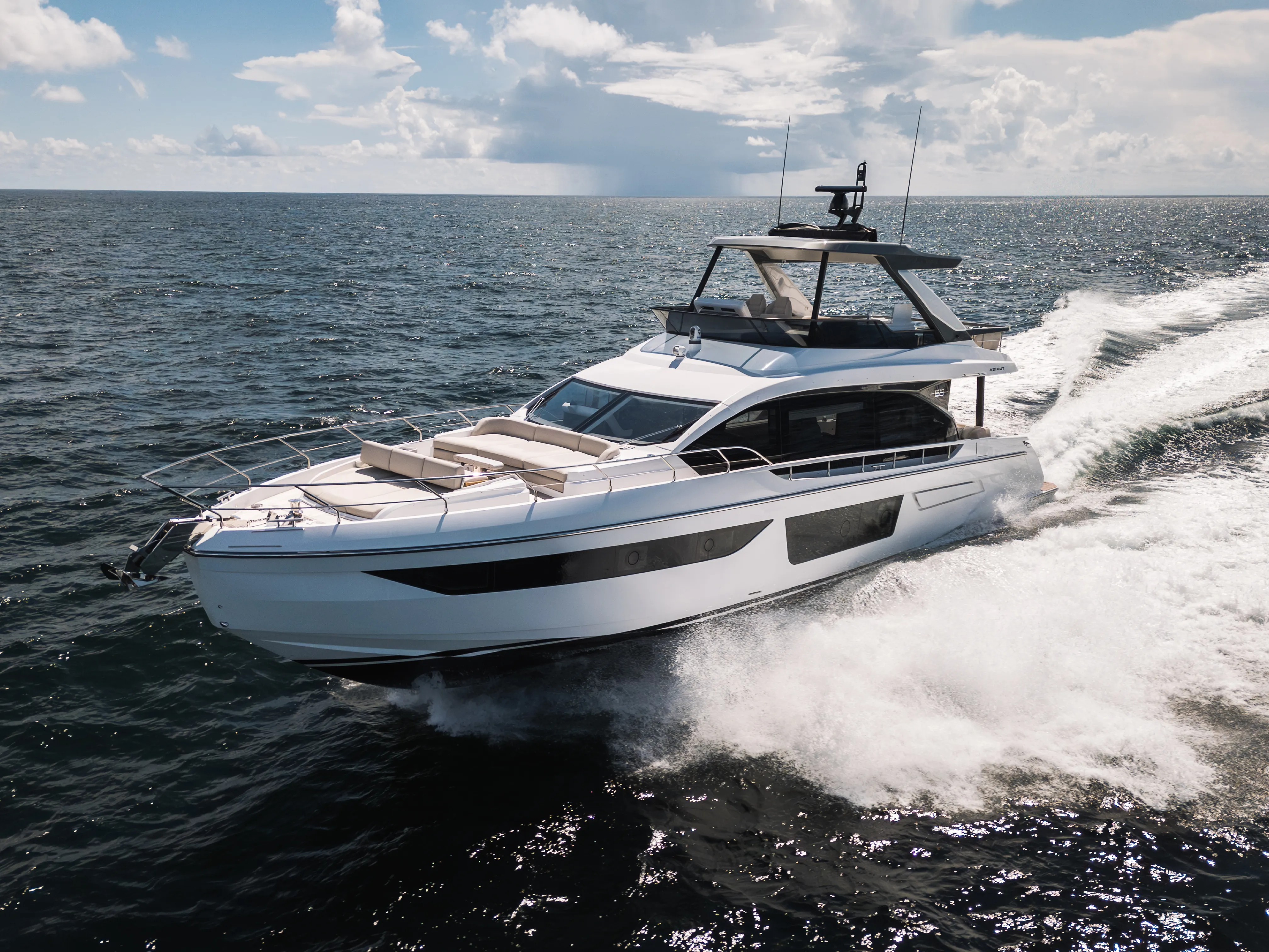 2026 Azimut Fly 68 Image Thumbnail #18