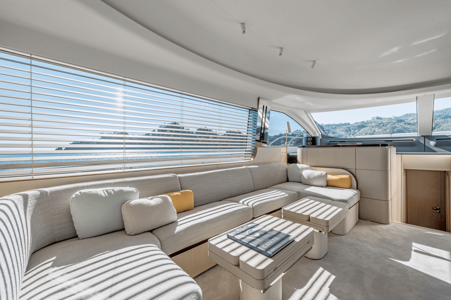 2026 Azimut Fly 63 Image Thumbnail #26