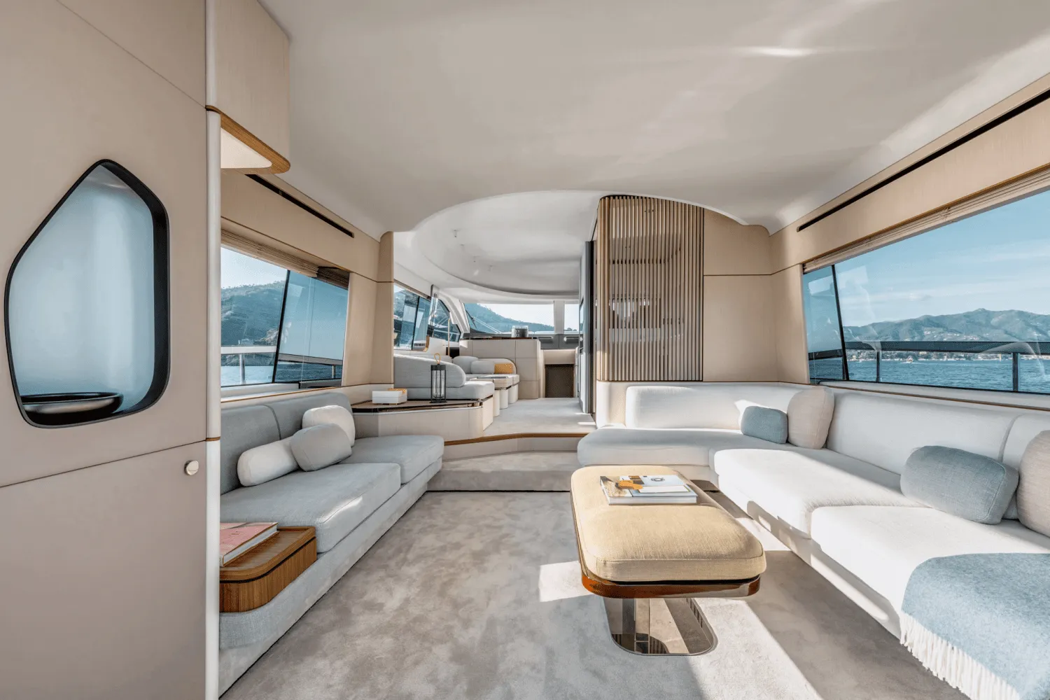 2026 Azimut Fly 68 Image Thumbnail #15