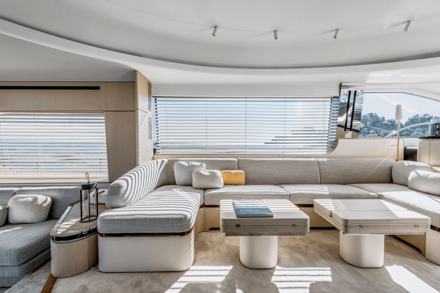 2026 Azimut Fly 63 Image Thumbnail #27
