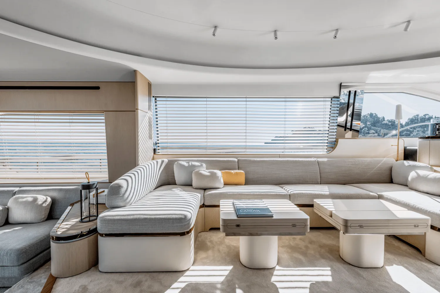 2026 Azimut Fly 68 Image Thumbnail #27