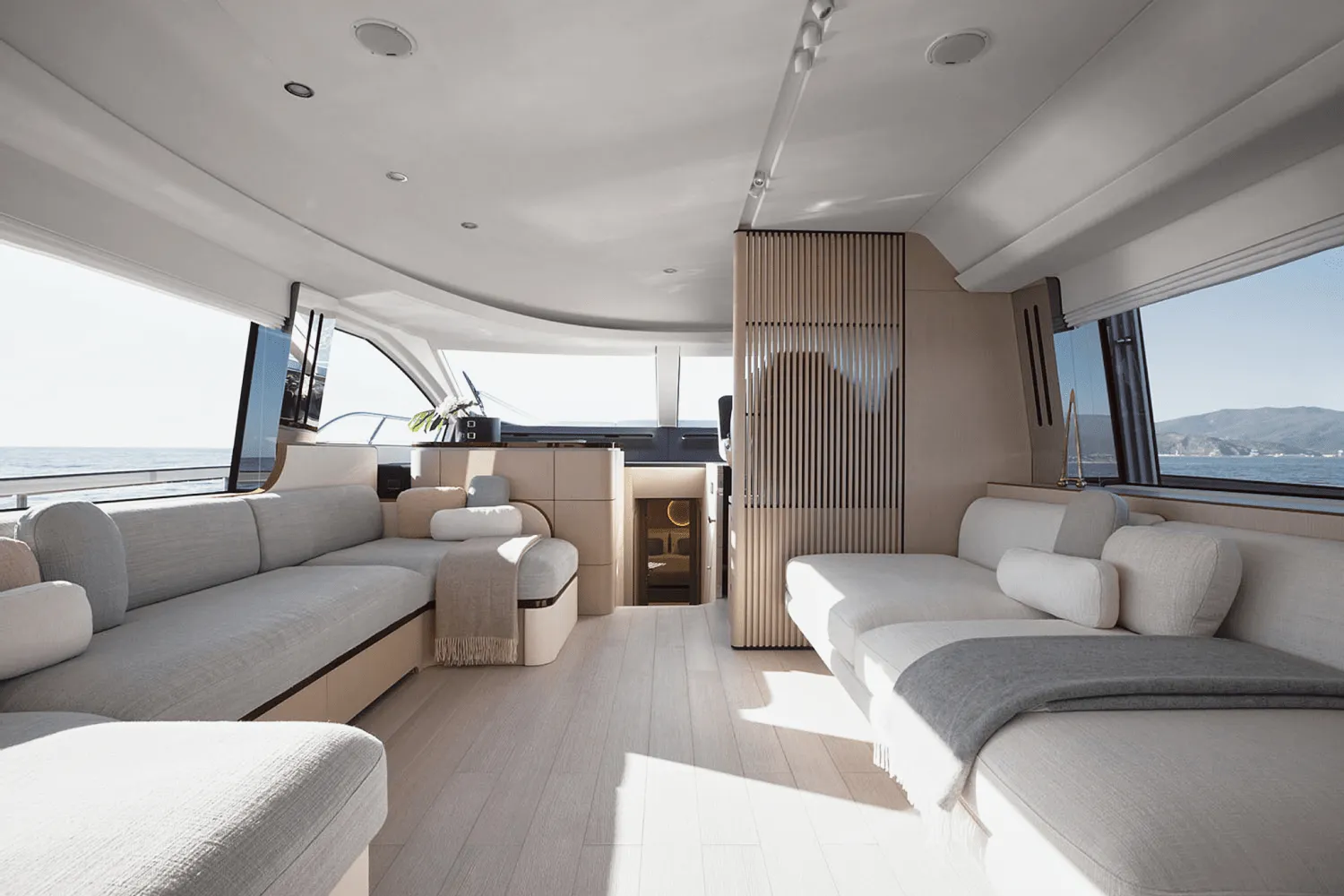 2026 Azimut Fly 68 Image Thumbnail #13