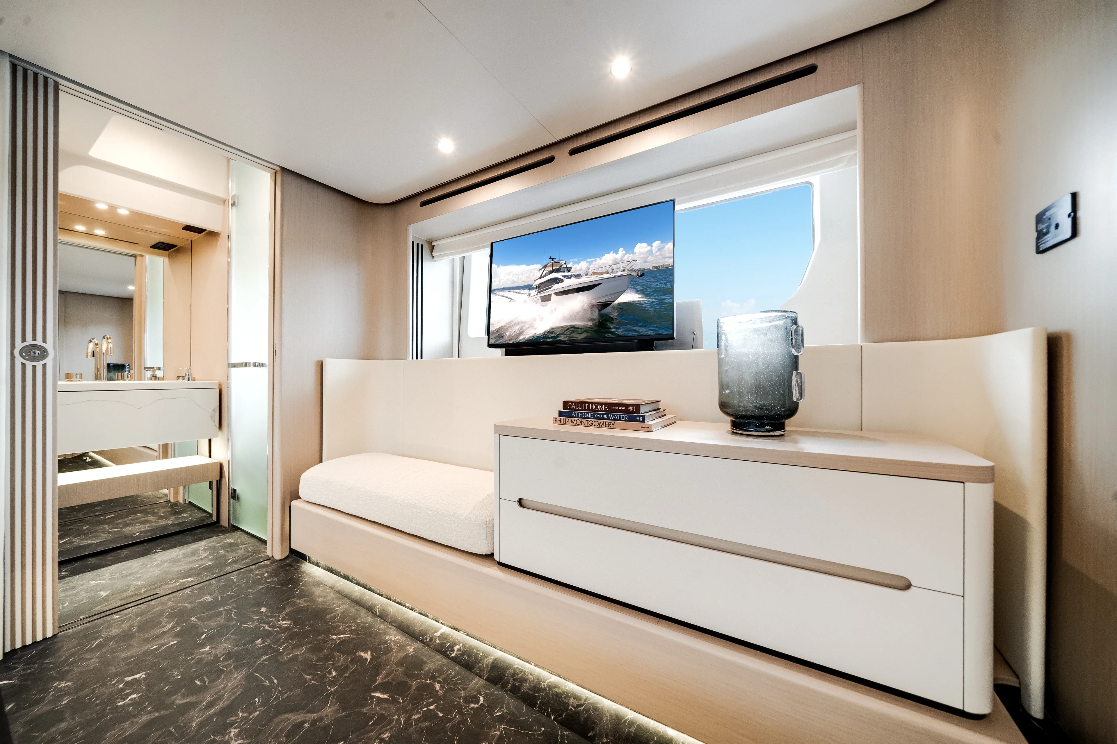 2026 Azimut Fly 68 Image Thumbnail #53