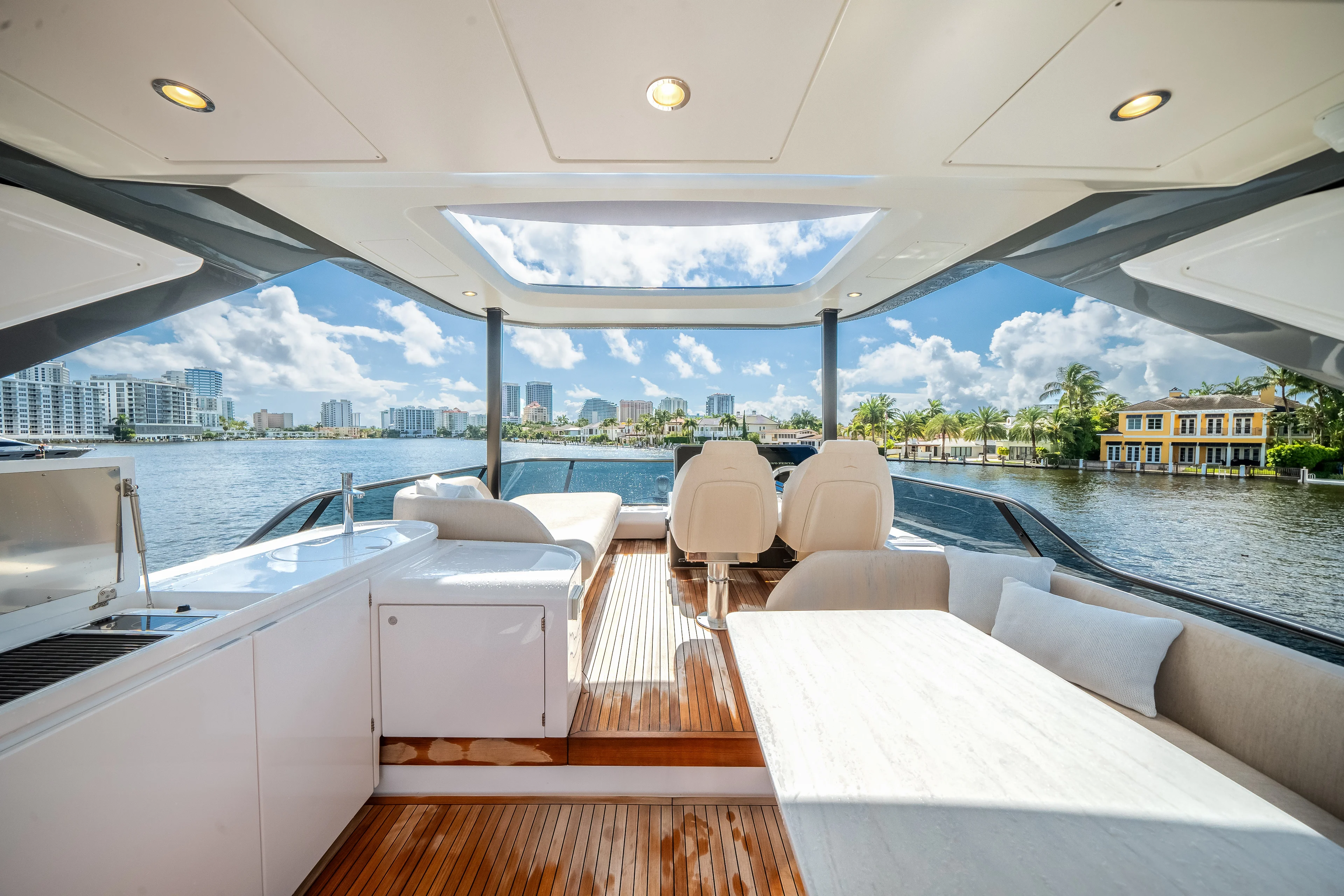 2026 Azimut Fly 68 Image Thumbnail #74