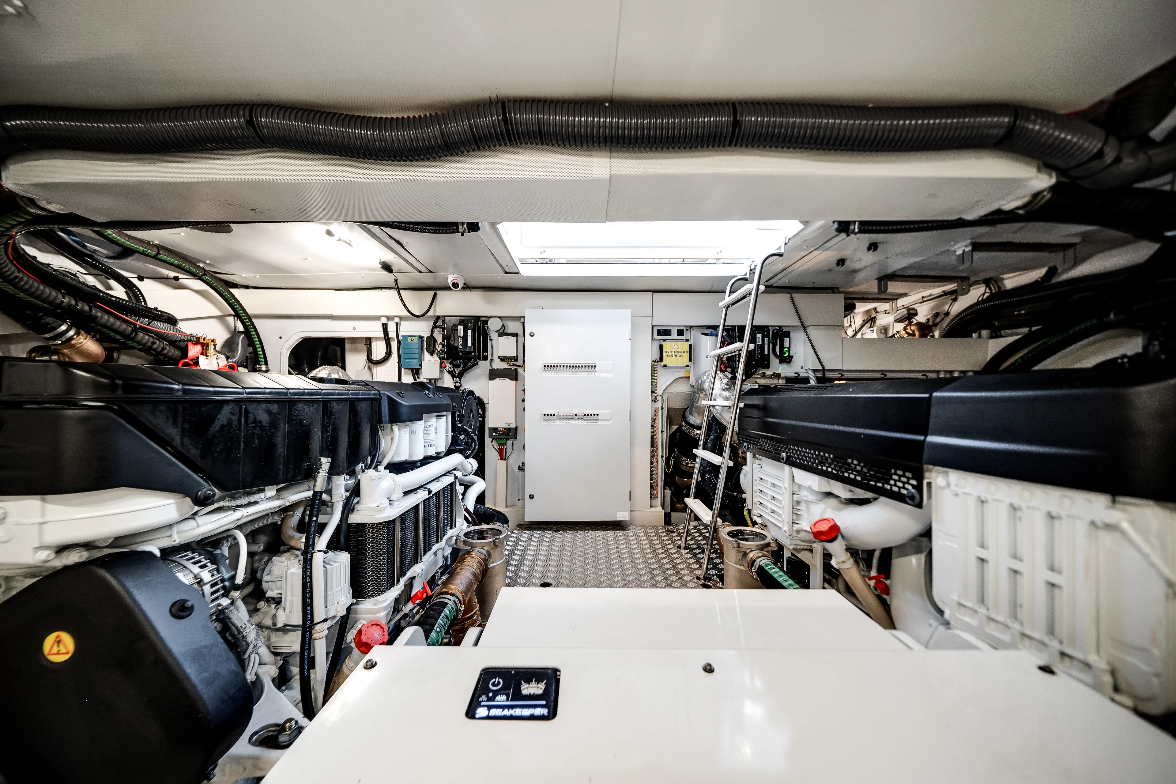 2026 Azimut Fly 68 Image Thumbnail #84