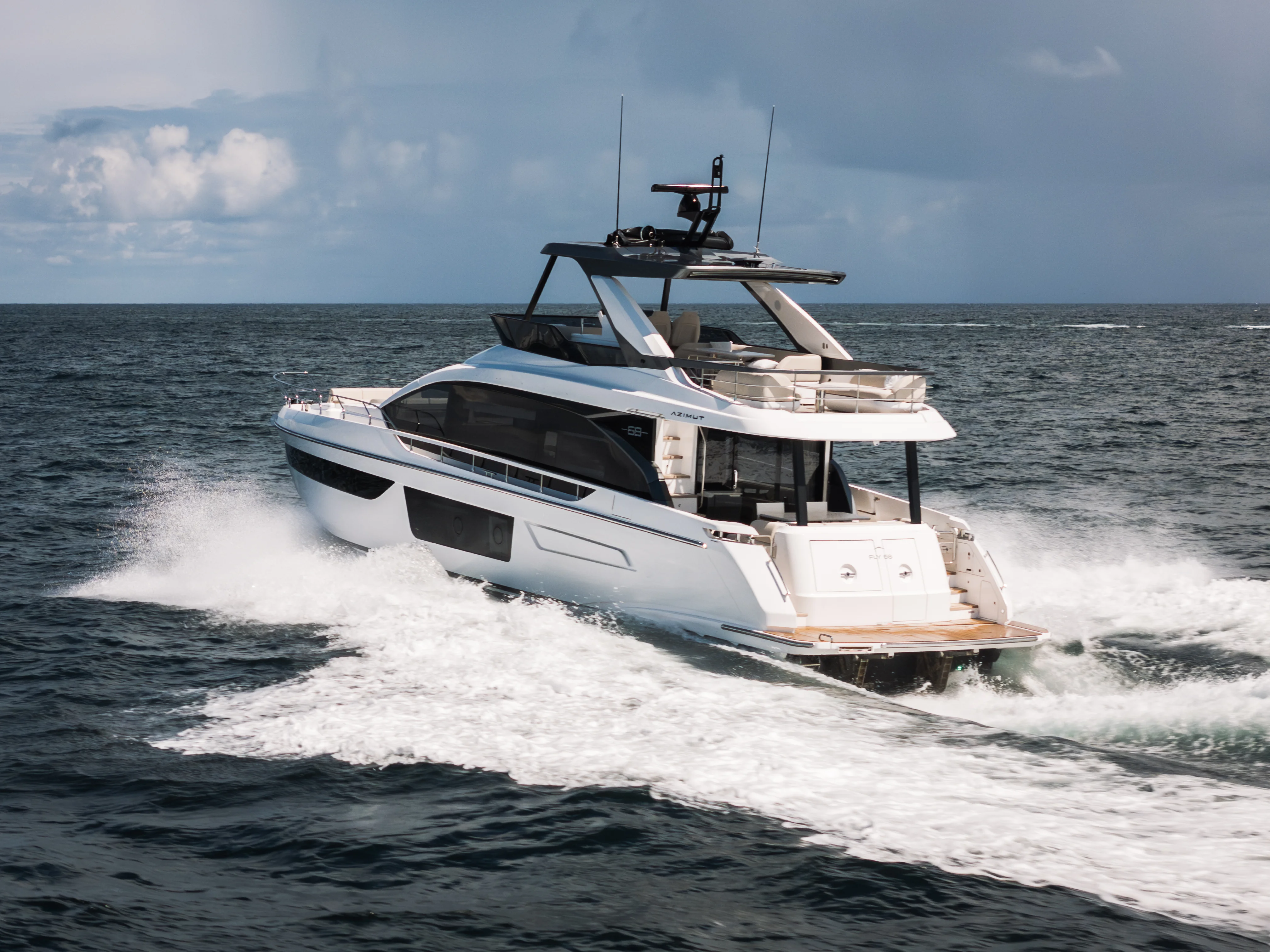 2026 Azimut Fly 68 Image Thumbnail #16